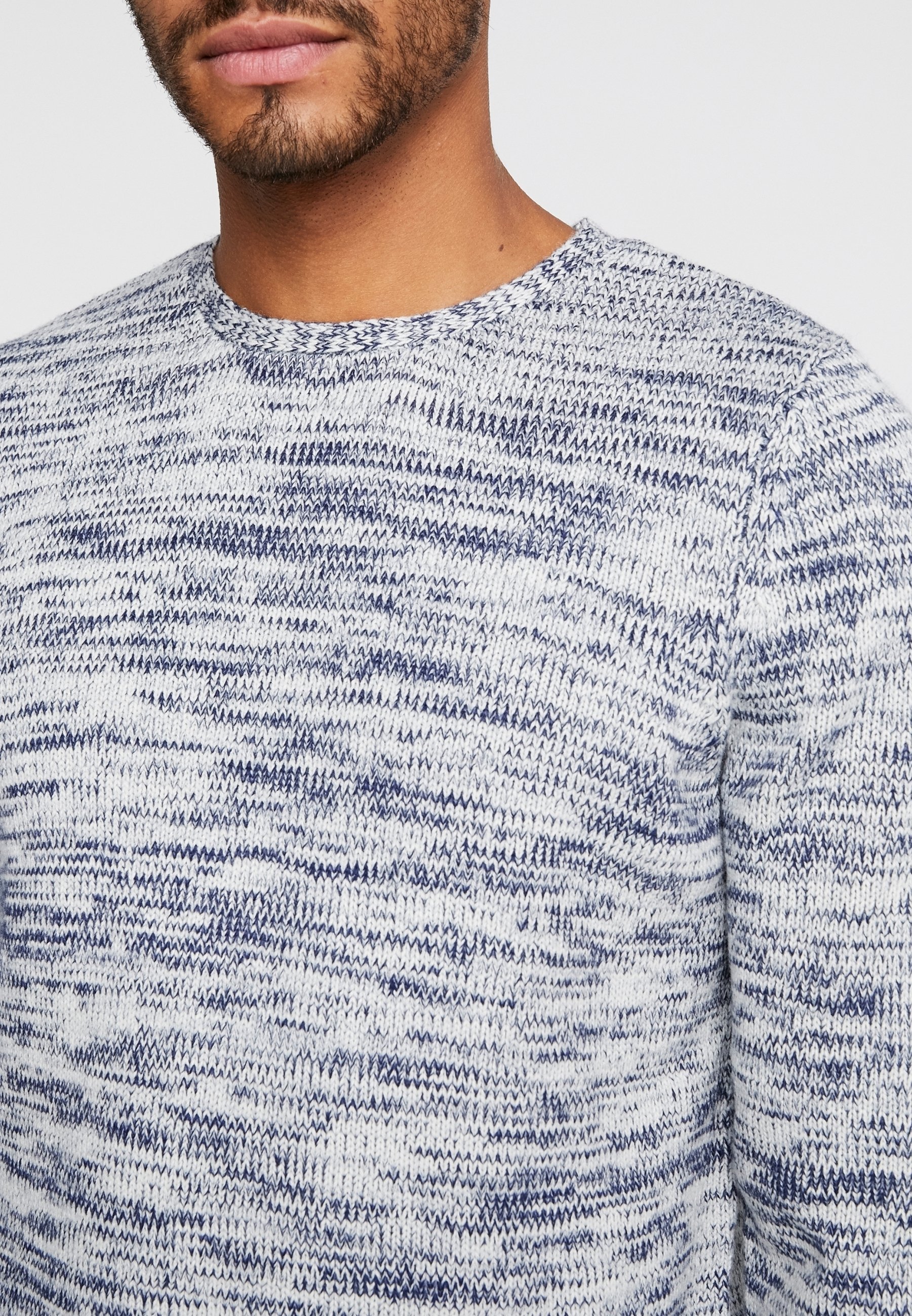 Pull REVOLUTION - blanc cassé