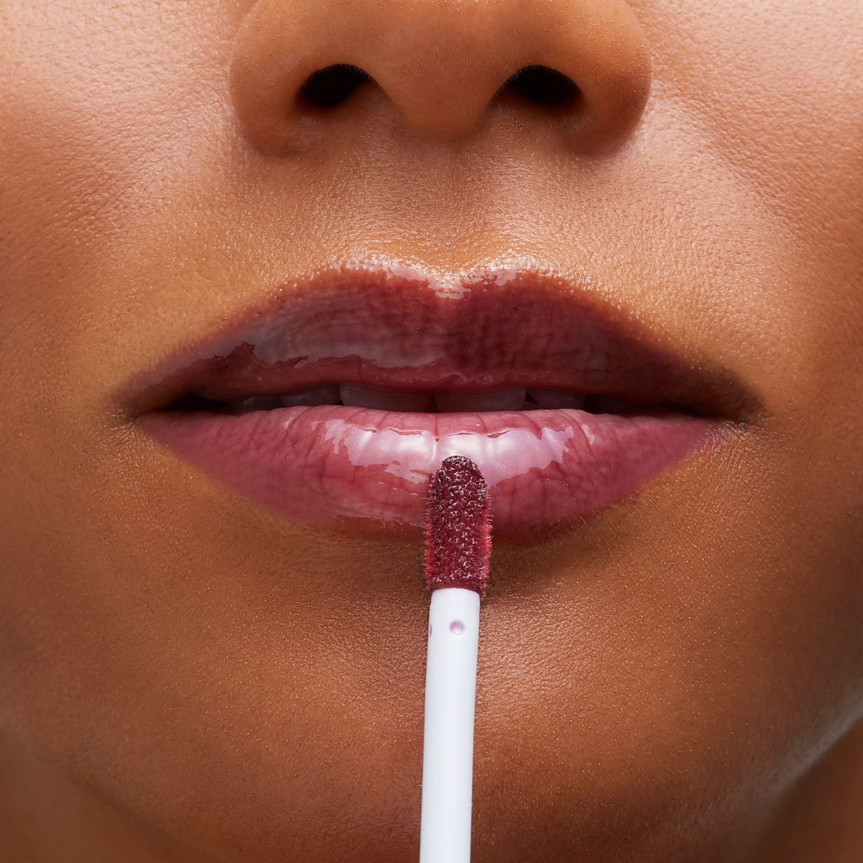 Total Lip Gloss Luxusné lesky na pery