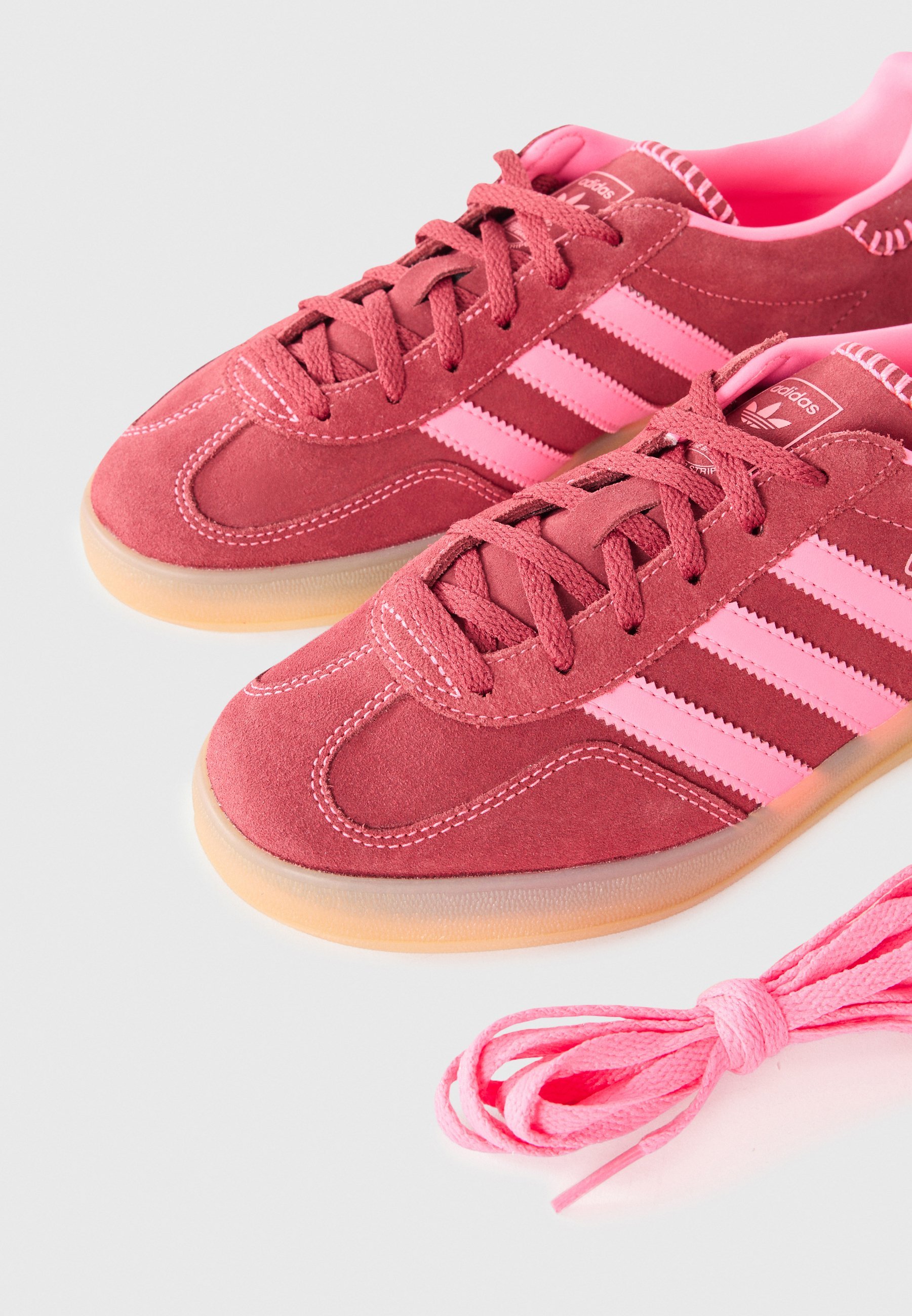 adidas Originalsi madala säärega tossud