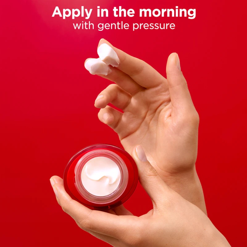 „Clarins Super Restorating Day Cream“ su SPF 15