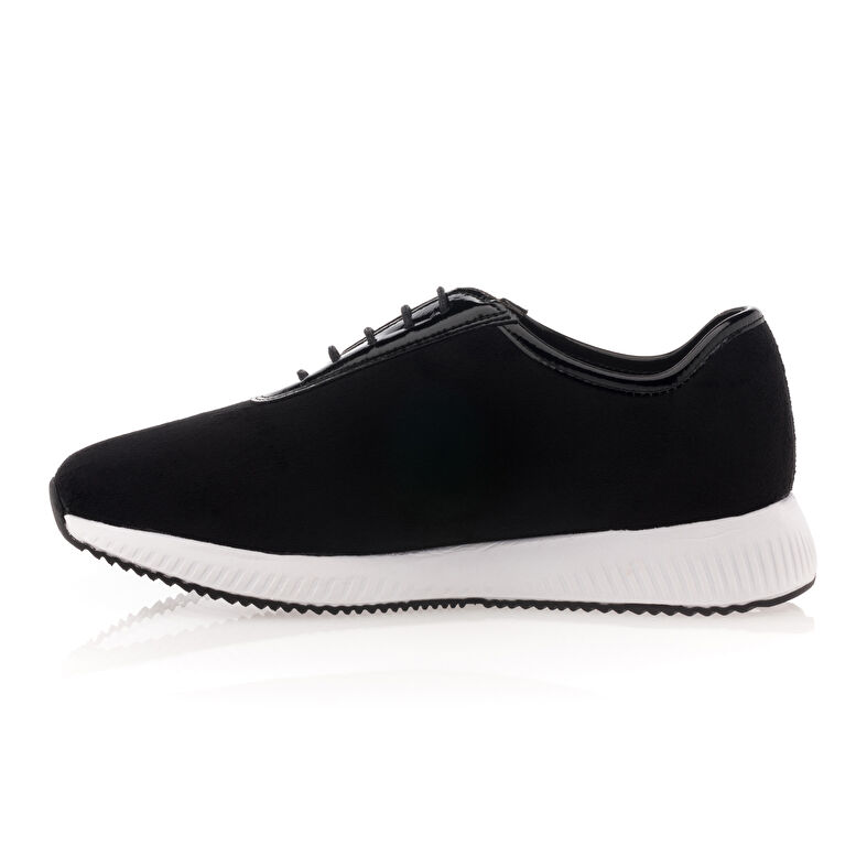 Zapatos cómodos para mujer, color negro.