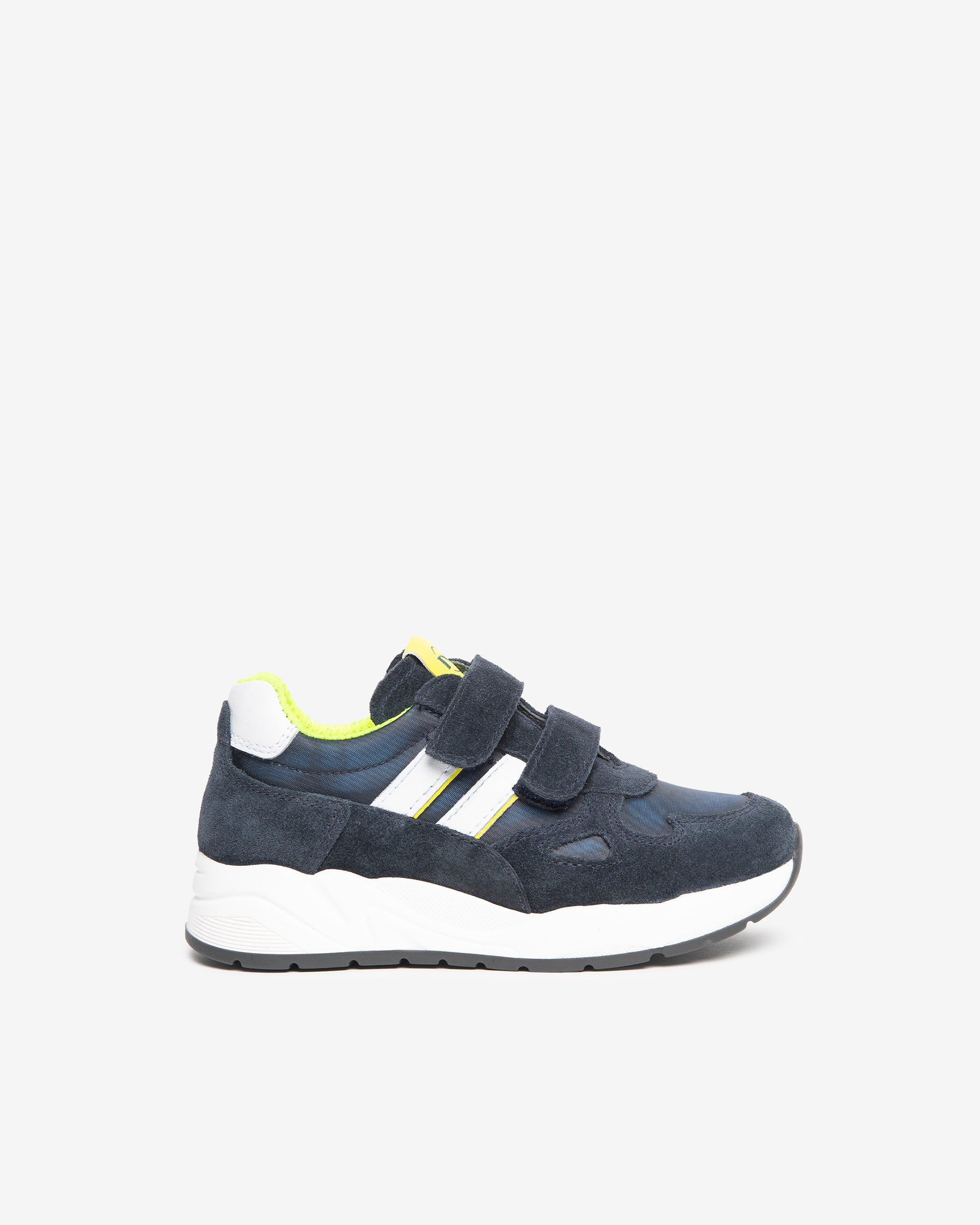 Baby-Sneaker aus Leder und Wildleder