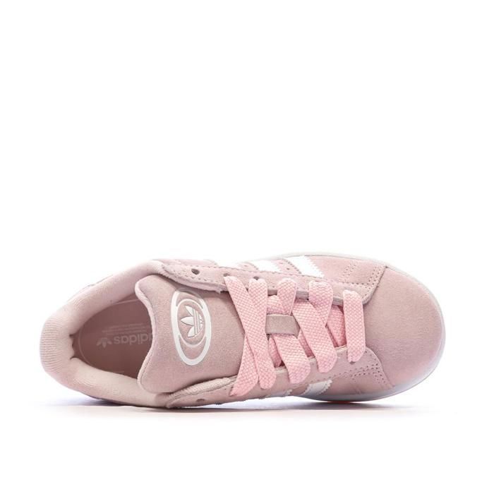 Scarpe da ginnastica Adidas rosa per ragazze, da usare nel campus.