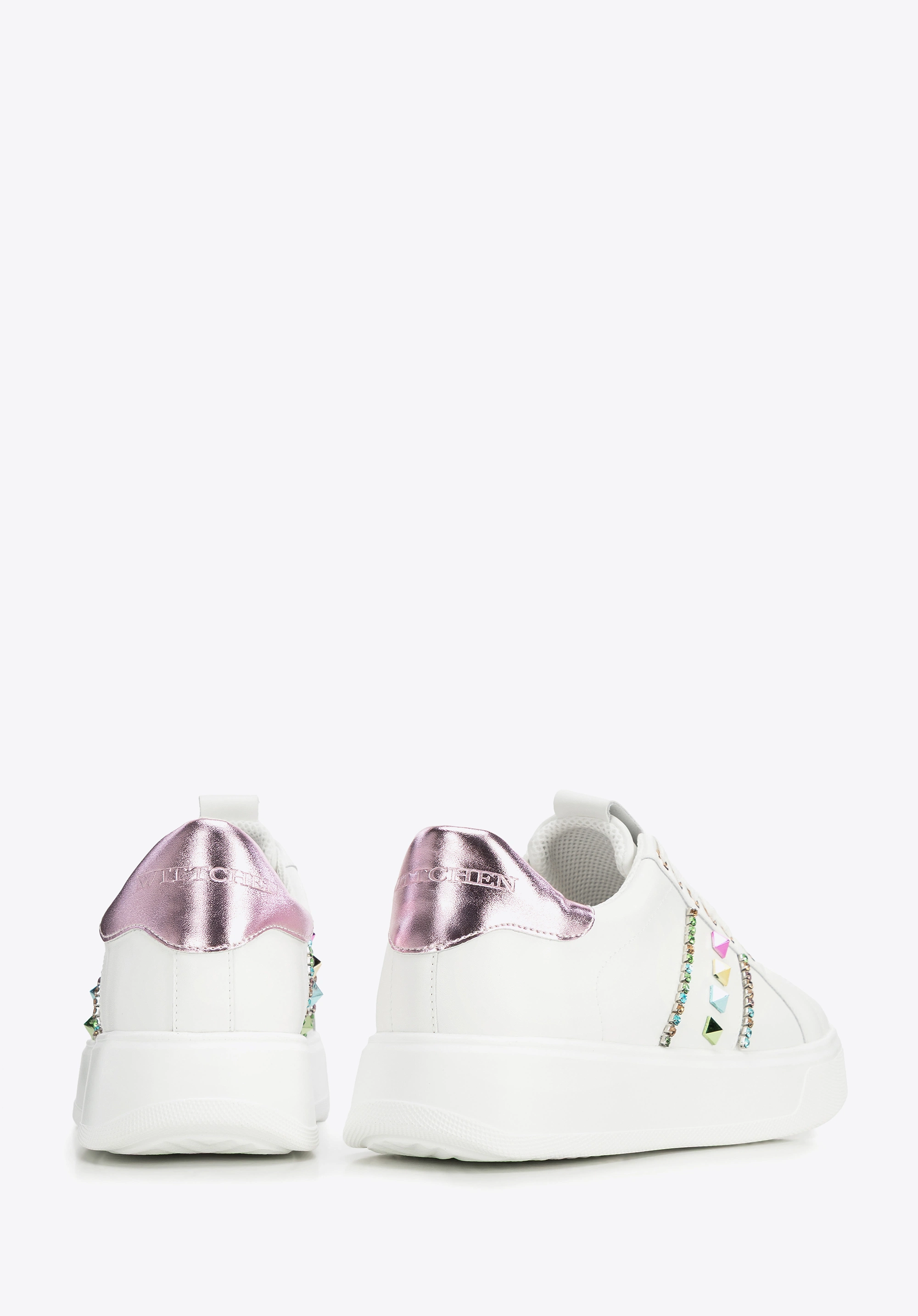 Sneakersy z imitacji skóry z ozdobami biało - różowe