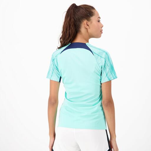  Nike Strike