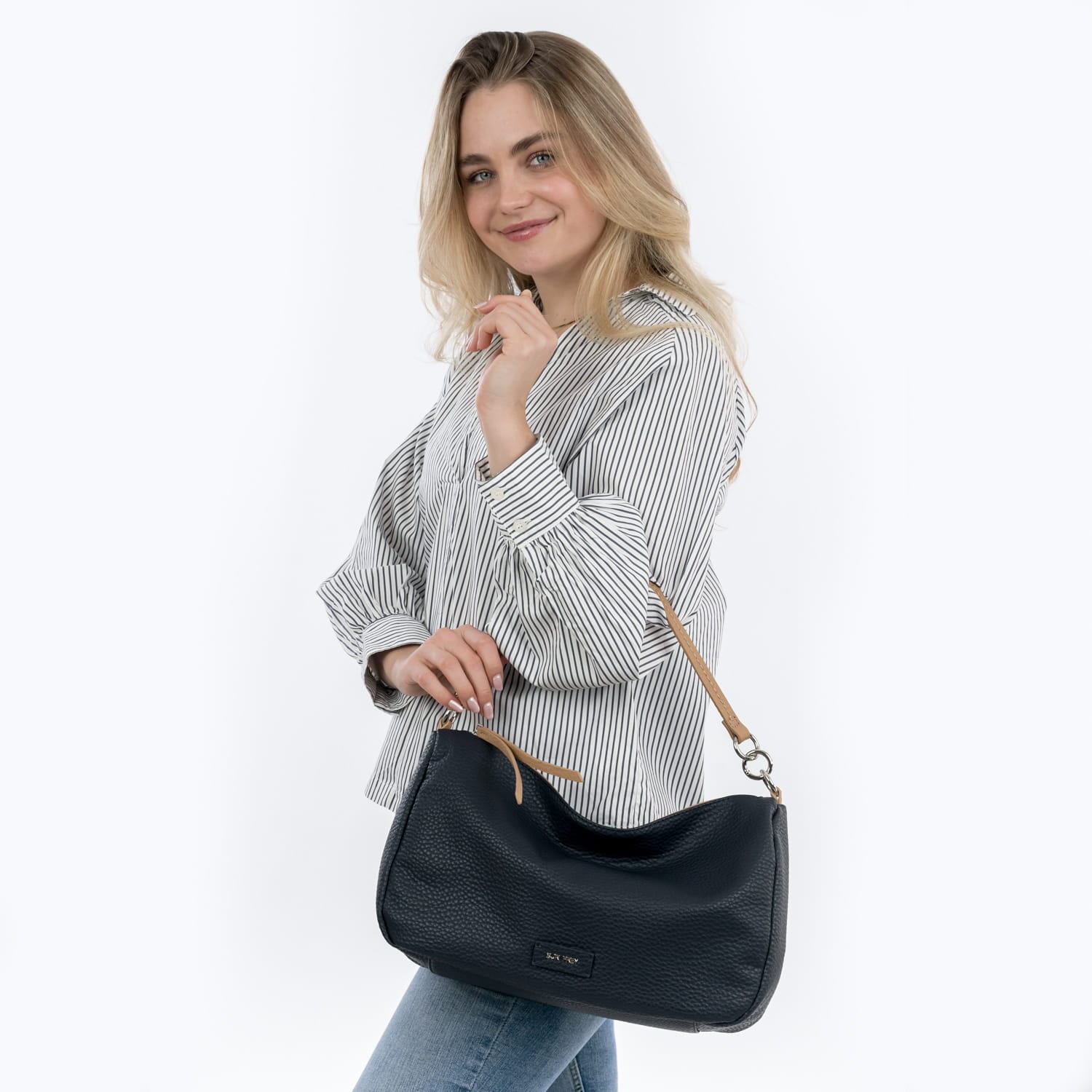 Bolso de hombro SURI FREY SFY Batty - 1 unidad