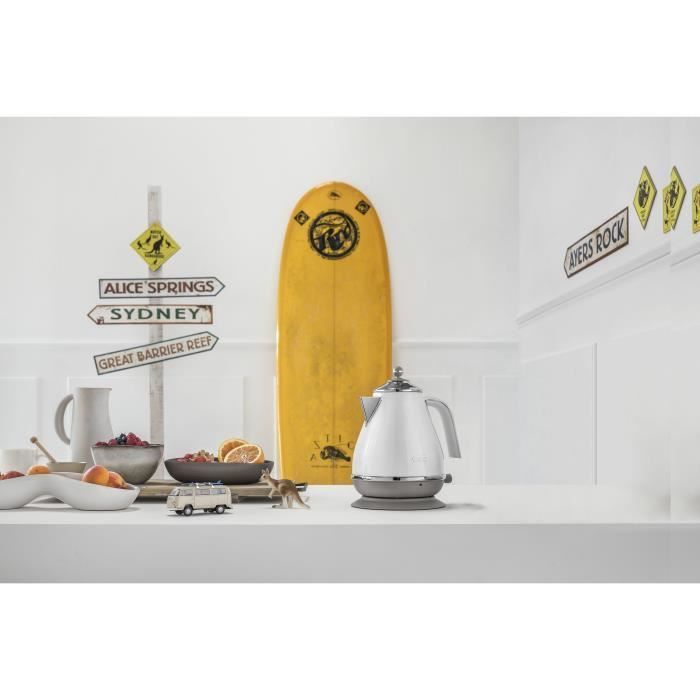 Hervidor DELONGHI ICONA CAPITALS - 1,7 L - Acero inoxidable - Base extraíble y giratoria 360° - Filtro antical - Blanco