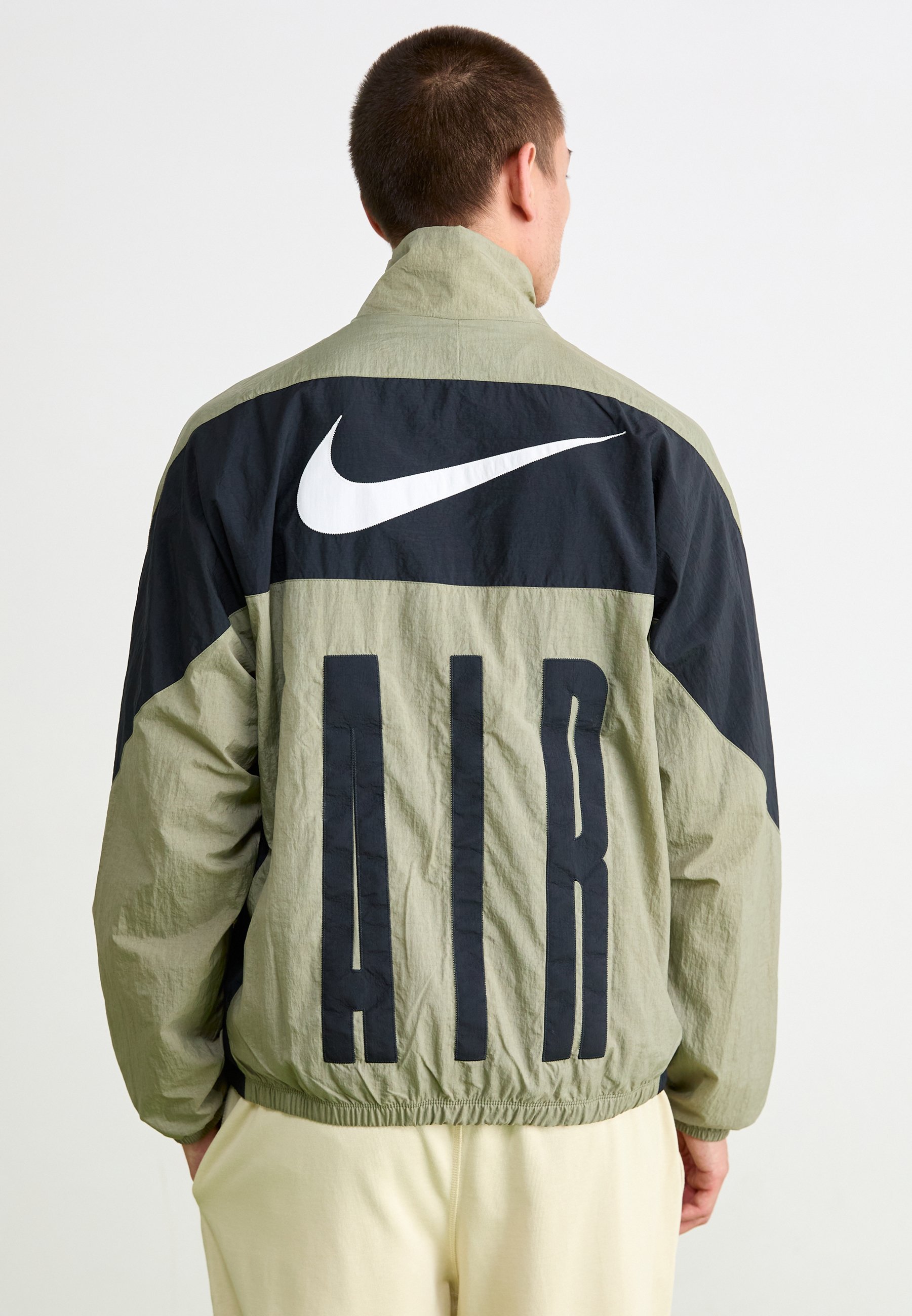Nike Sportswear tussenjassen