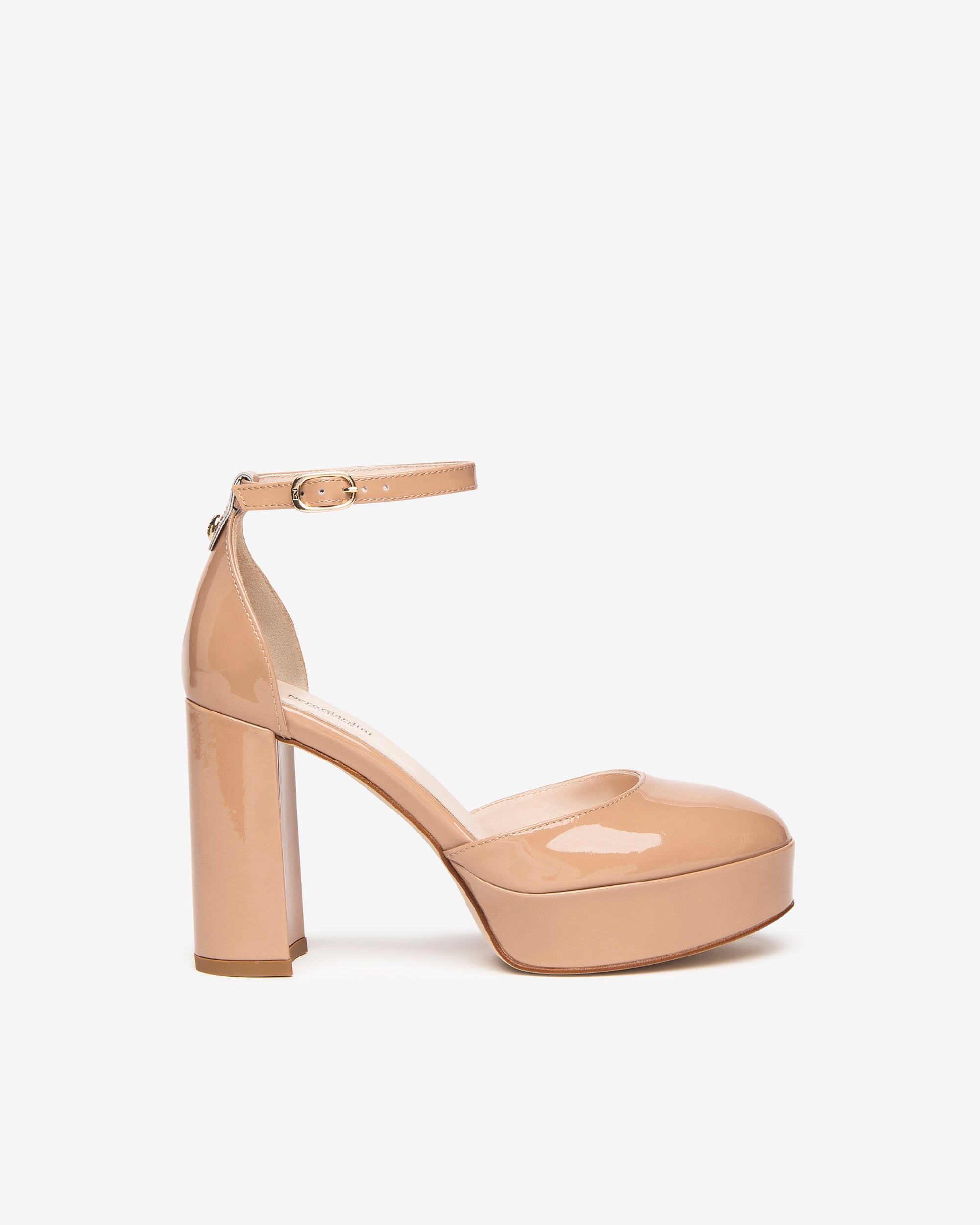  Damen-Pumps aus Lackleder