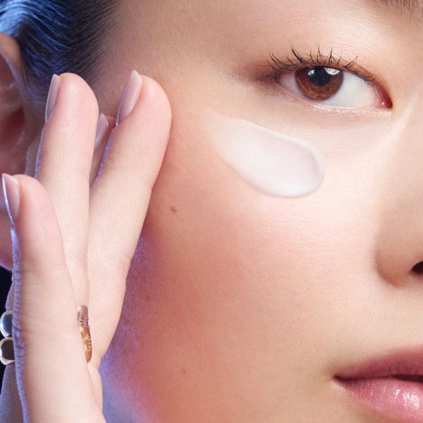 „Lancôme Rénergie“ paakių kremas Prabangus paakių kremas