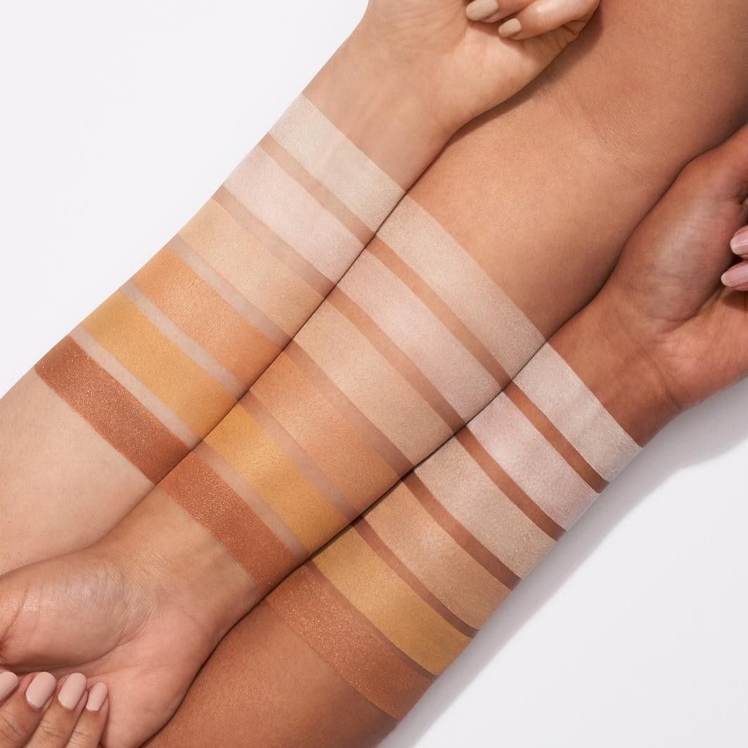 elf Cosmetics puder za fiksiranje sjaja Halo - 6,8 g