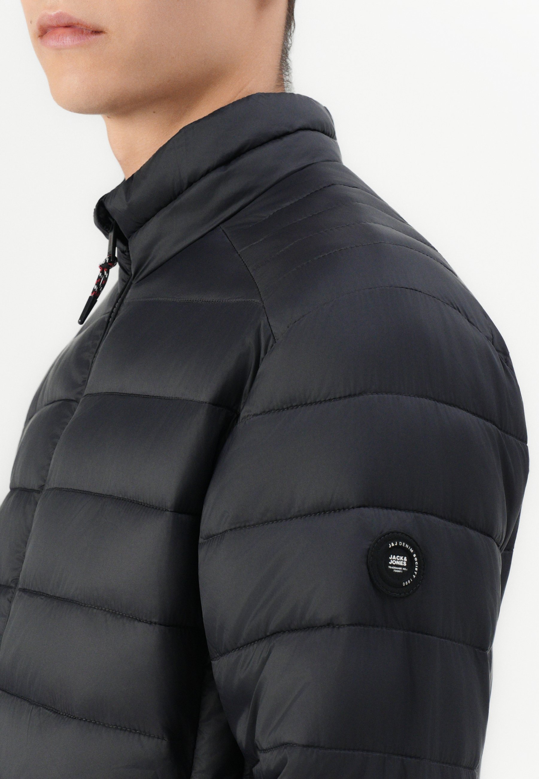 Jack & Jones JJEBRADLEY LIGHT PUFFER COLLAR - Lichte jas - zwart