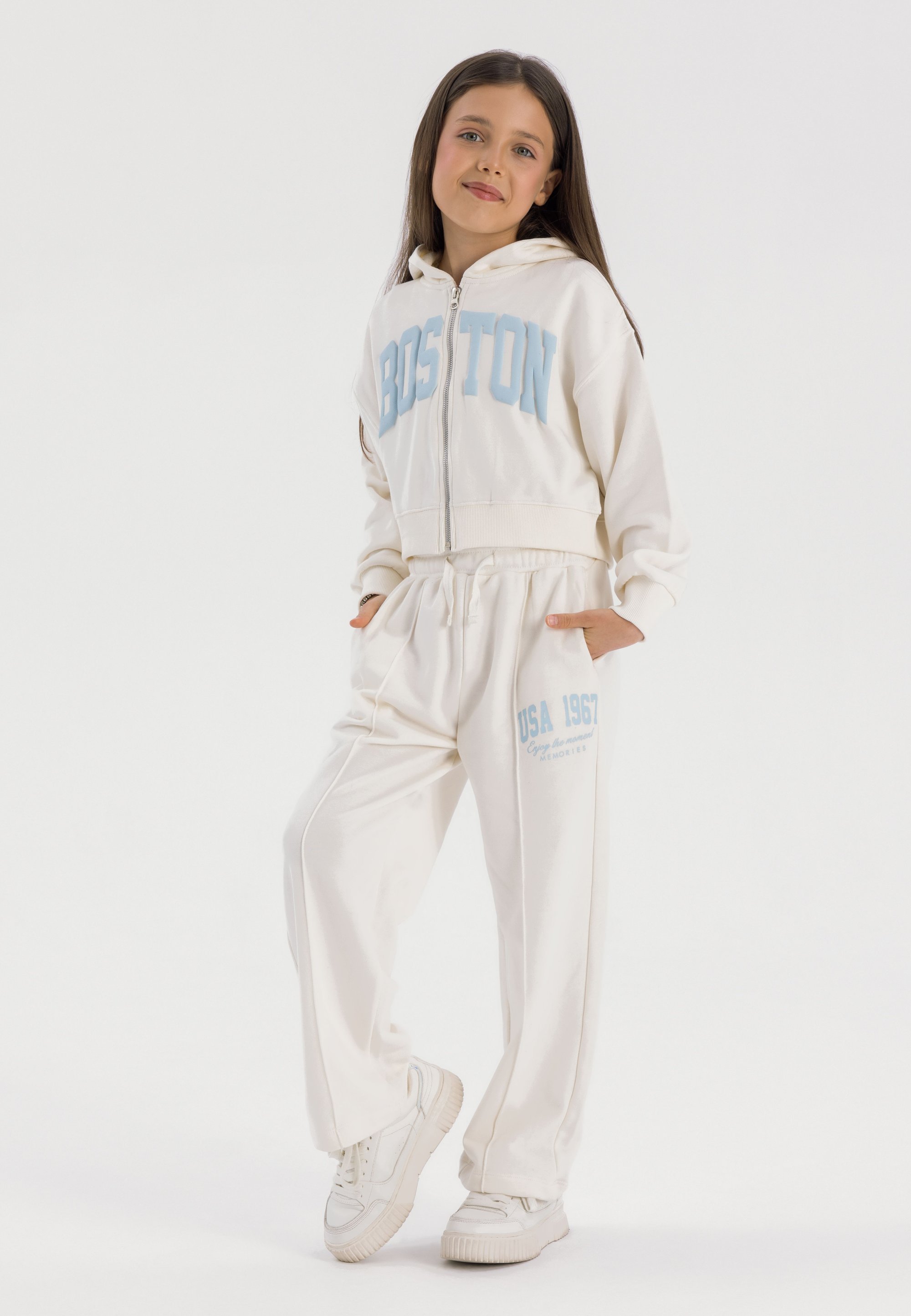 Completo sportivo MINOTI con zip corta e gamba larga - bianco