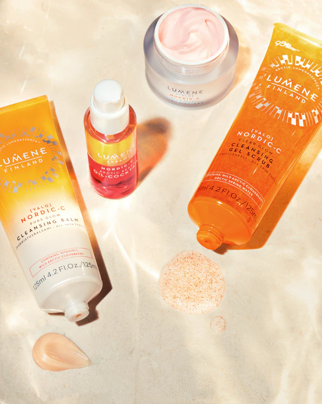 Lumene Nordic-C [VALO] Clear Glow Gel-Peeling für einen strahlenden und glatten Teint