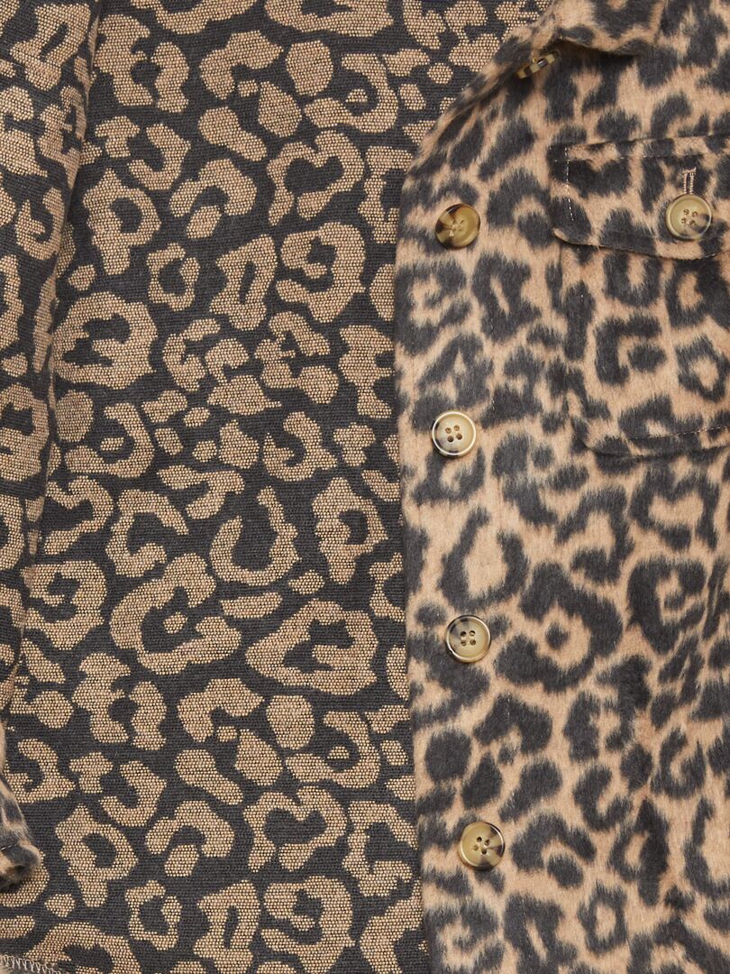 Sobretudo com estampa de leopardo - Bege
