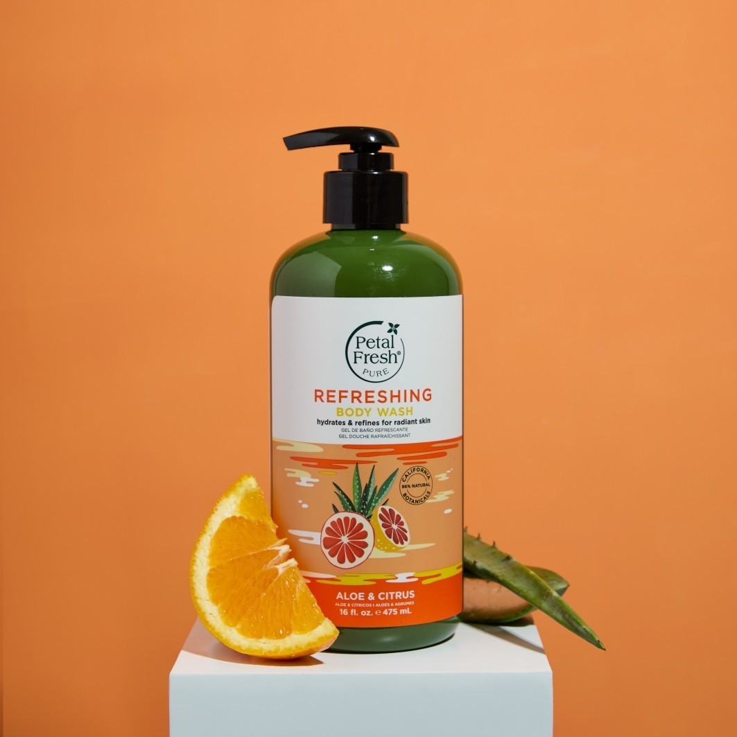 Gel za tuširanje Petal Fresh s alojom i citrusima - 475 ml