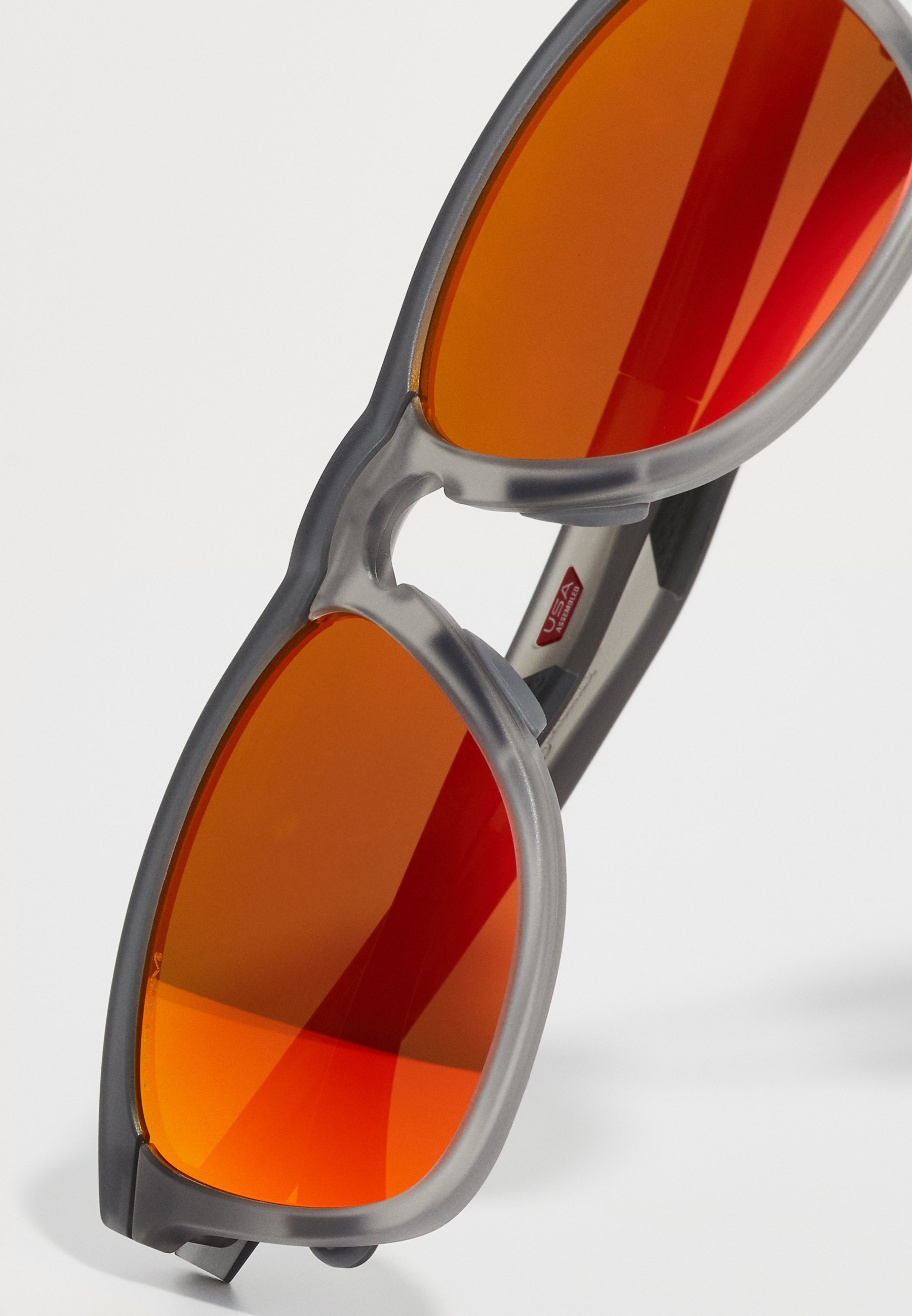 Lunettes de soleil Oakley FROGSKINS RANGE XL UNISEXE - gris fumé mat/gris encre