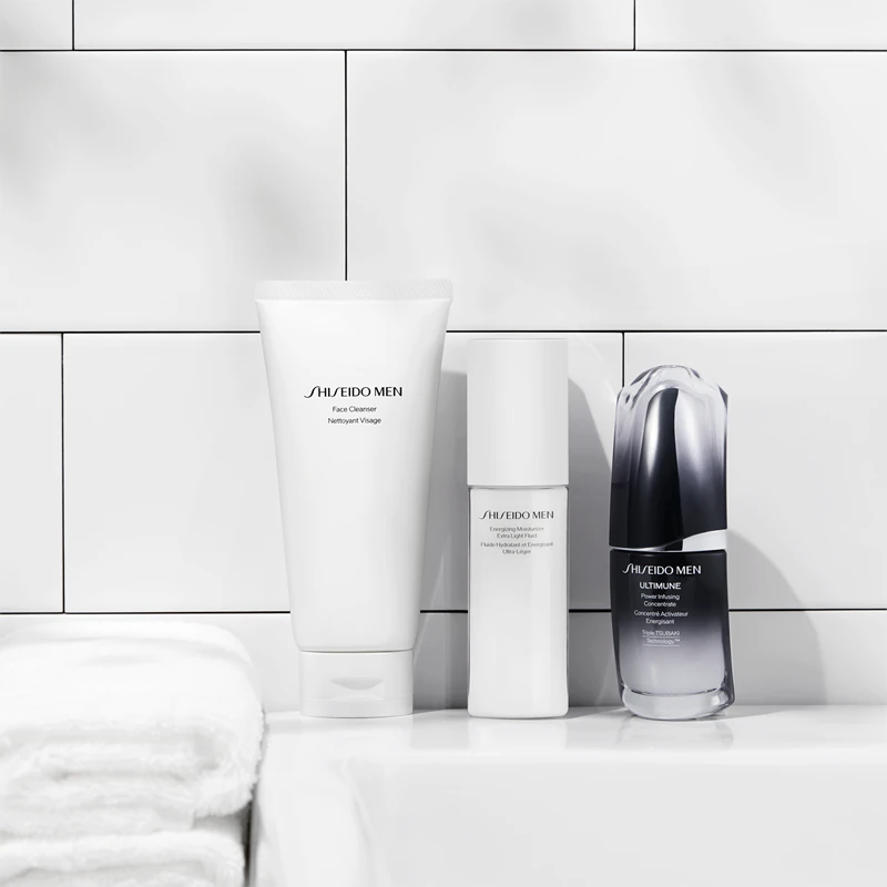 Shiseido Men Fluido Hidratante Energizante Extra Leve com propriedades regeneradoras