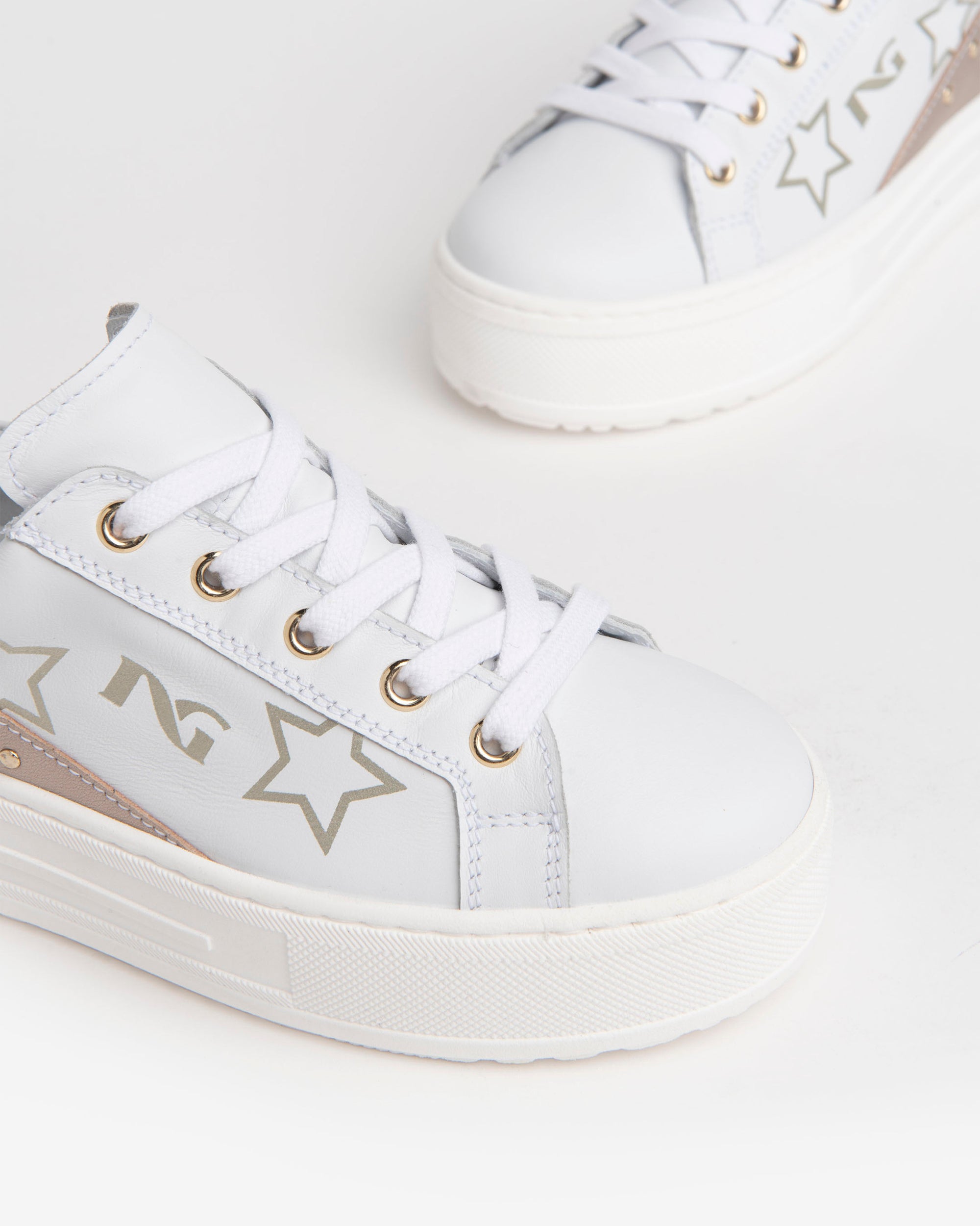  Ledersneaker für Teenagerinnen