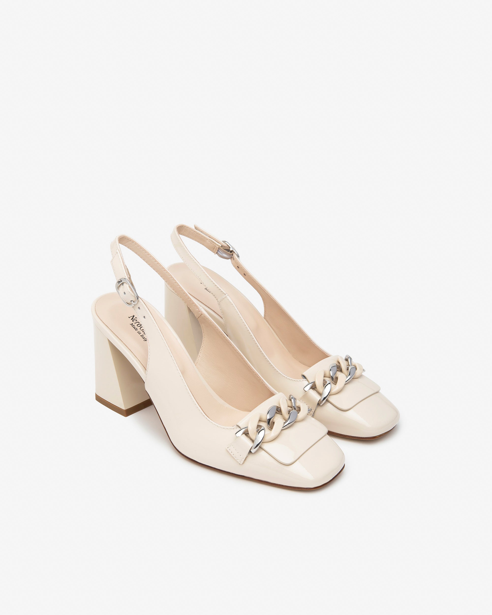  Damen-Pumps aus Lackleder