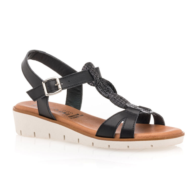 Women's Black Sandals / Open-Toe Shoes