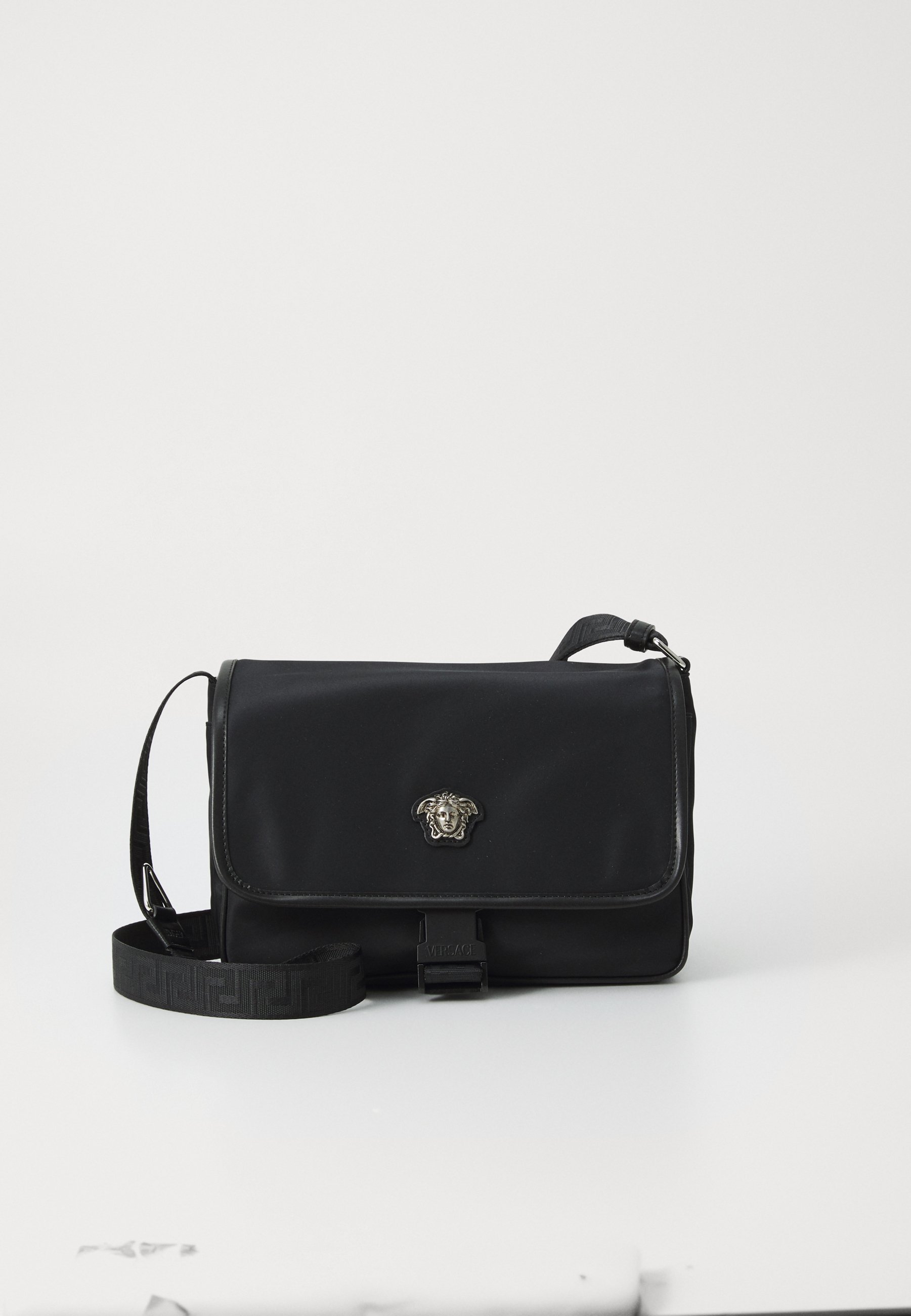 Versace MESSENGER UNISEX - Torba preko tijela - crna