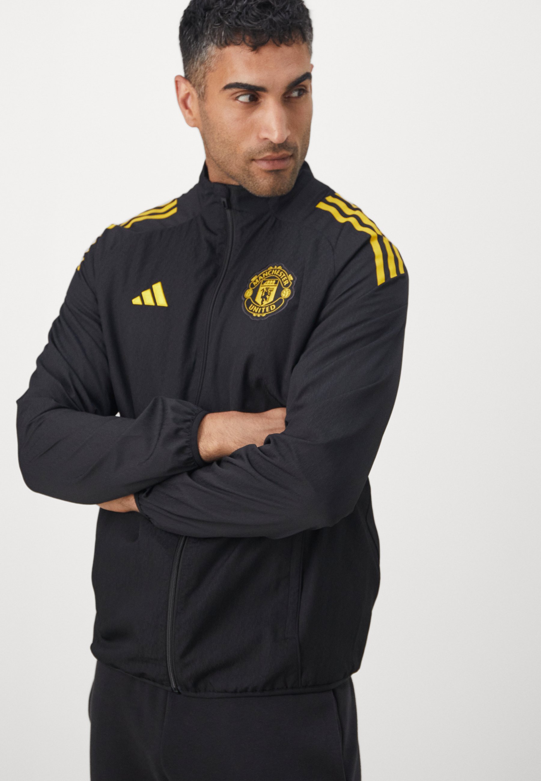 adidas Performance MANCHESTER UNITED 25/26 EUROPEAN PRESENTATION JACKET - Clubkleding - zwart/hi-res blauw/tribe geel