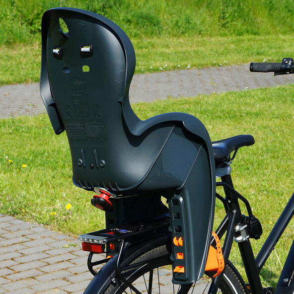 WALLAROO child bicycle seat