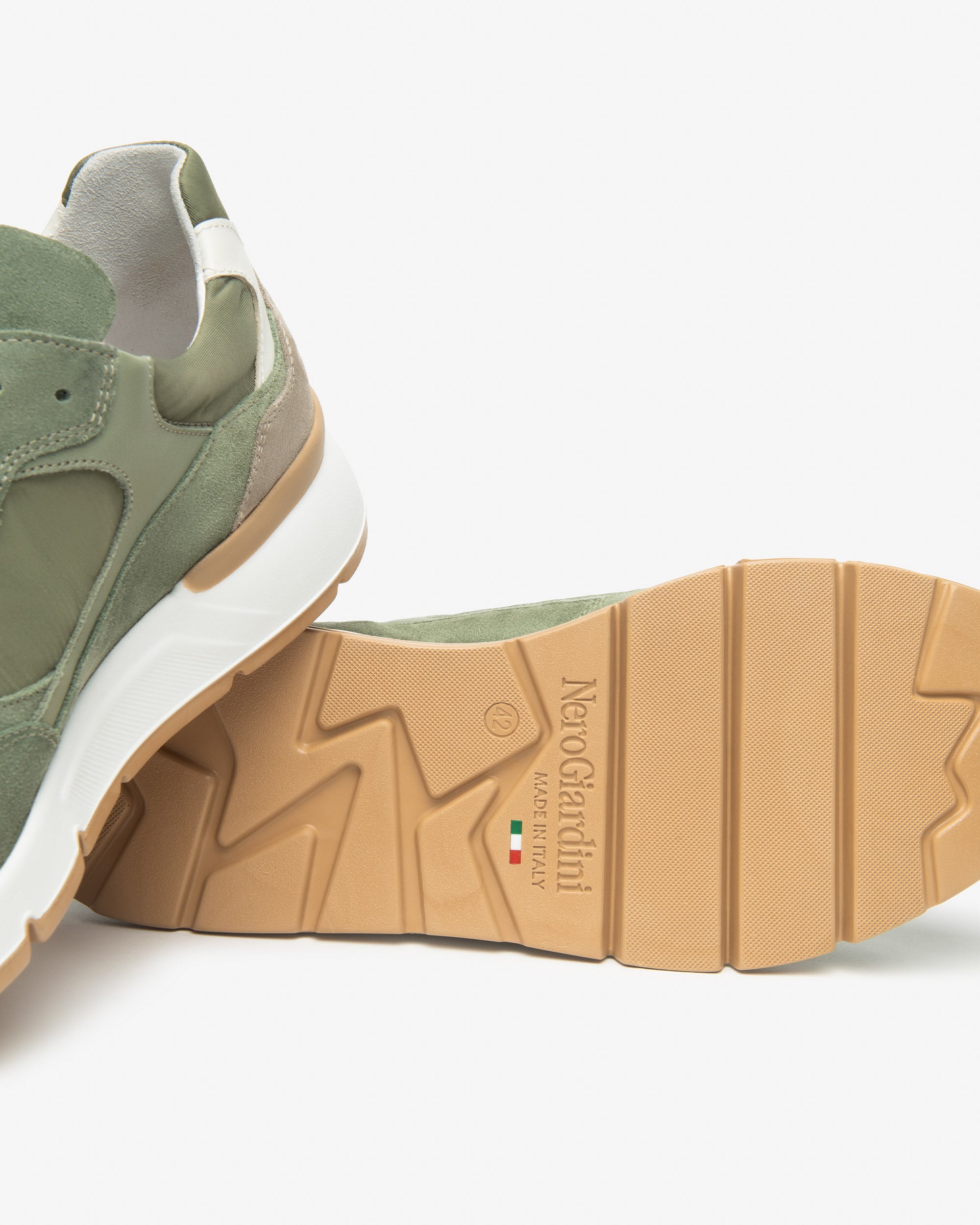  Herren-Sneaker aus Leder, Wildleder und Canvas