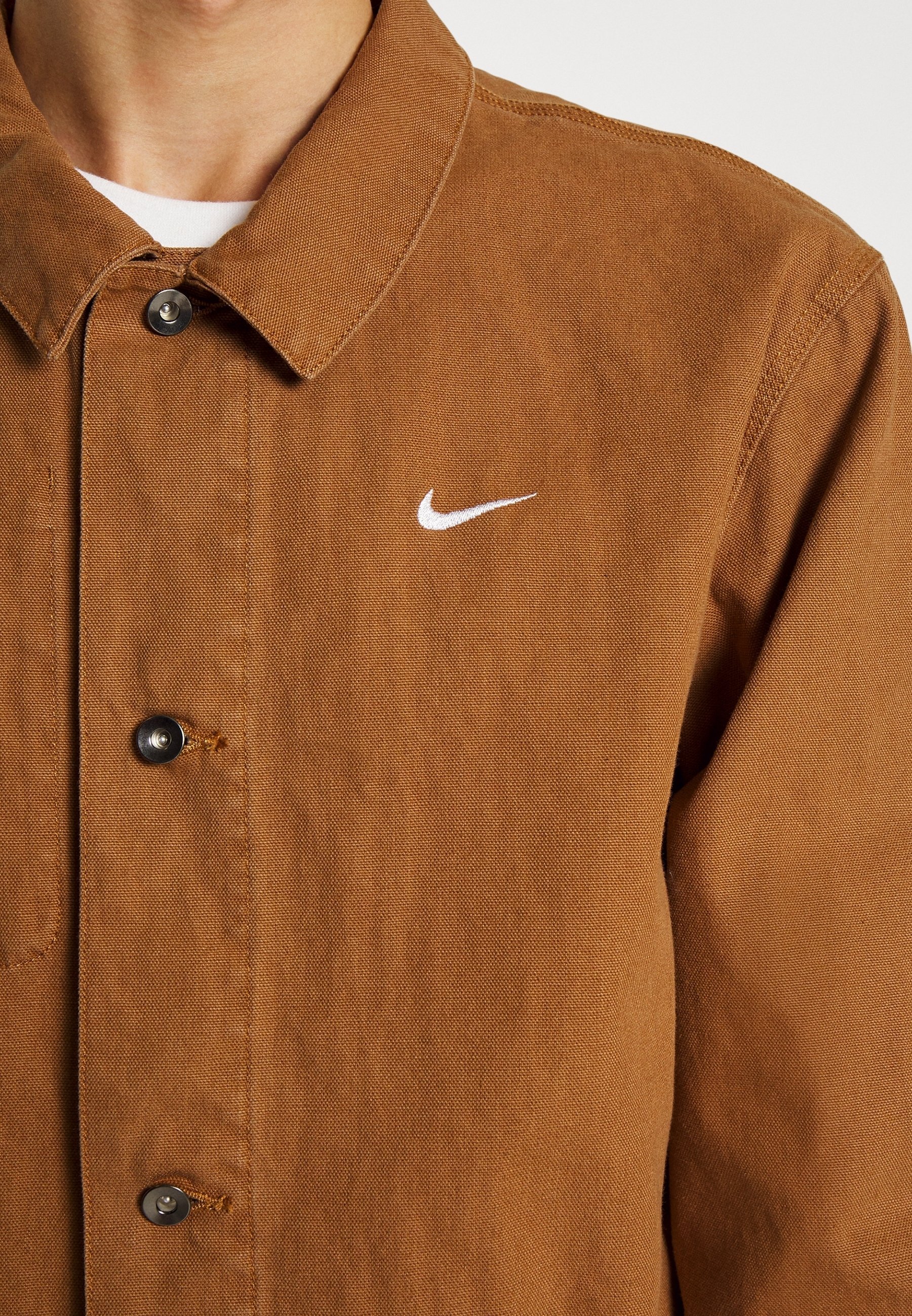 Nike Sportswear zomerjas - bruin