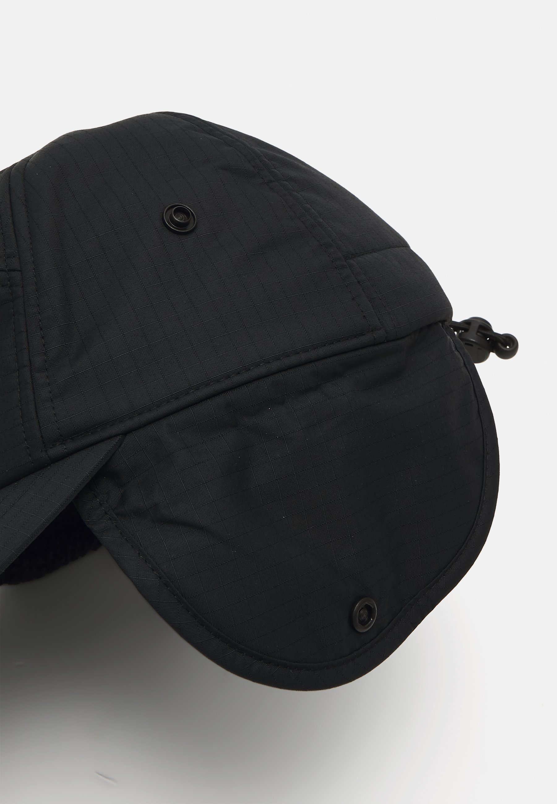 Cappellino Columbia LANDROAMER™ con paraorecchie, unisex, nero