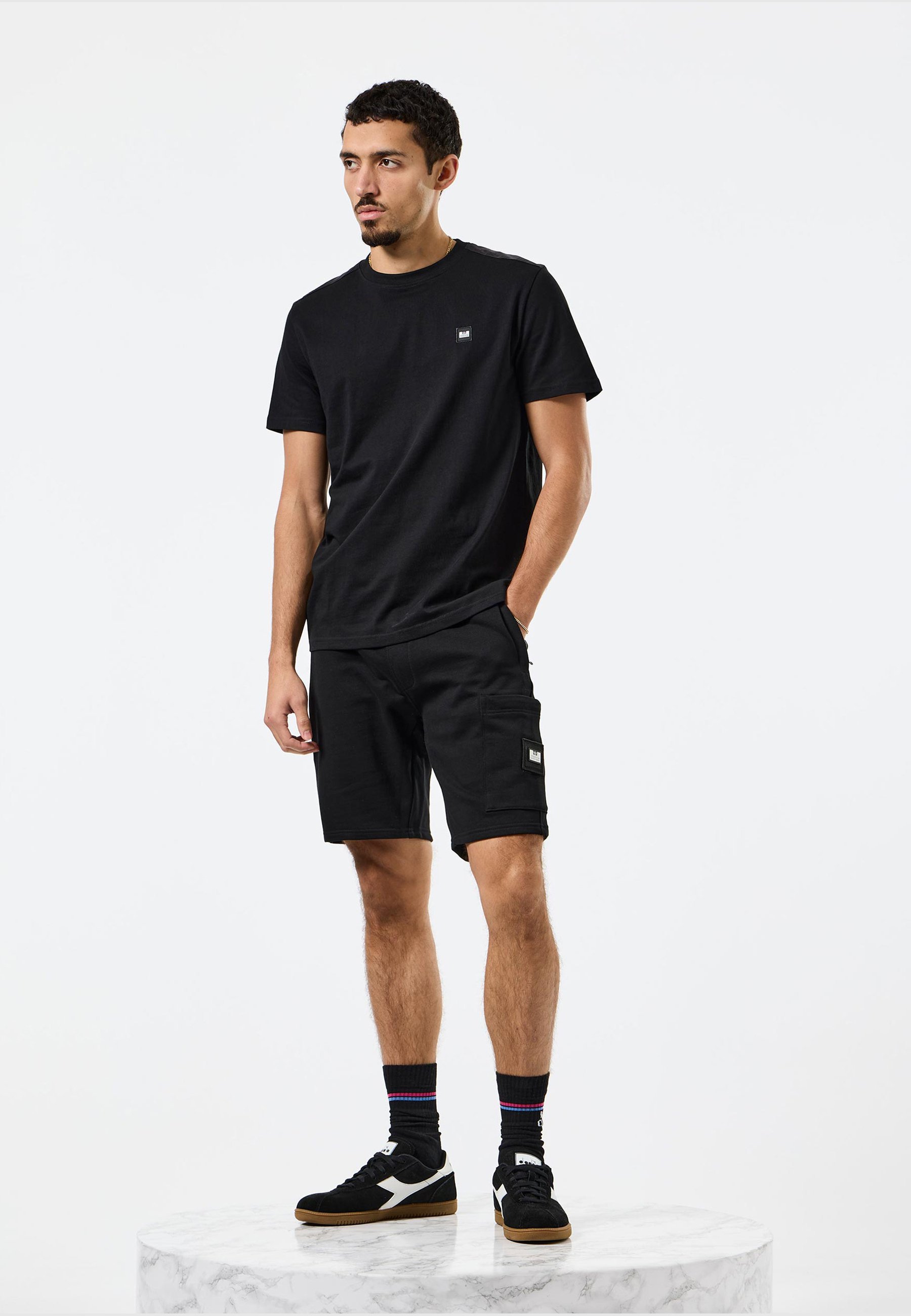 Weekend Offender GARCIA - Basic T-shirt - zwart