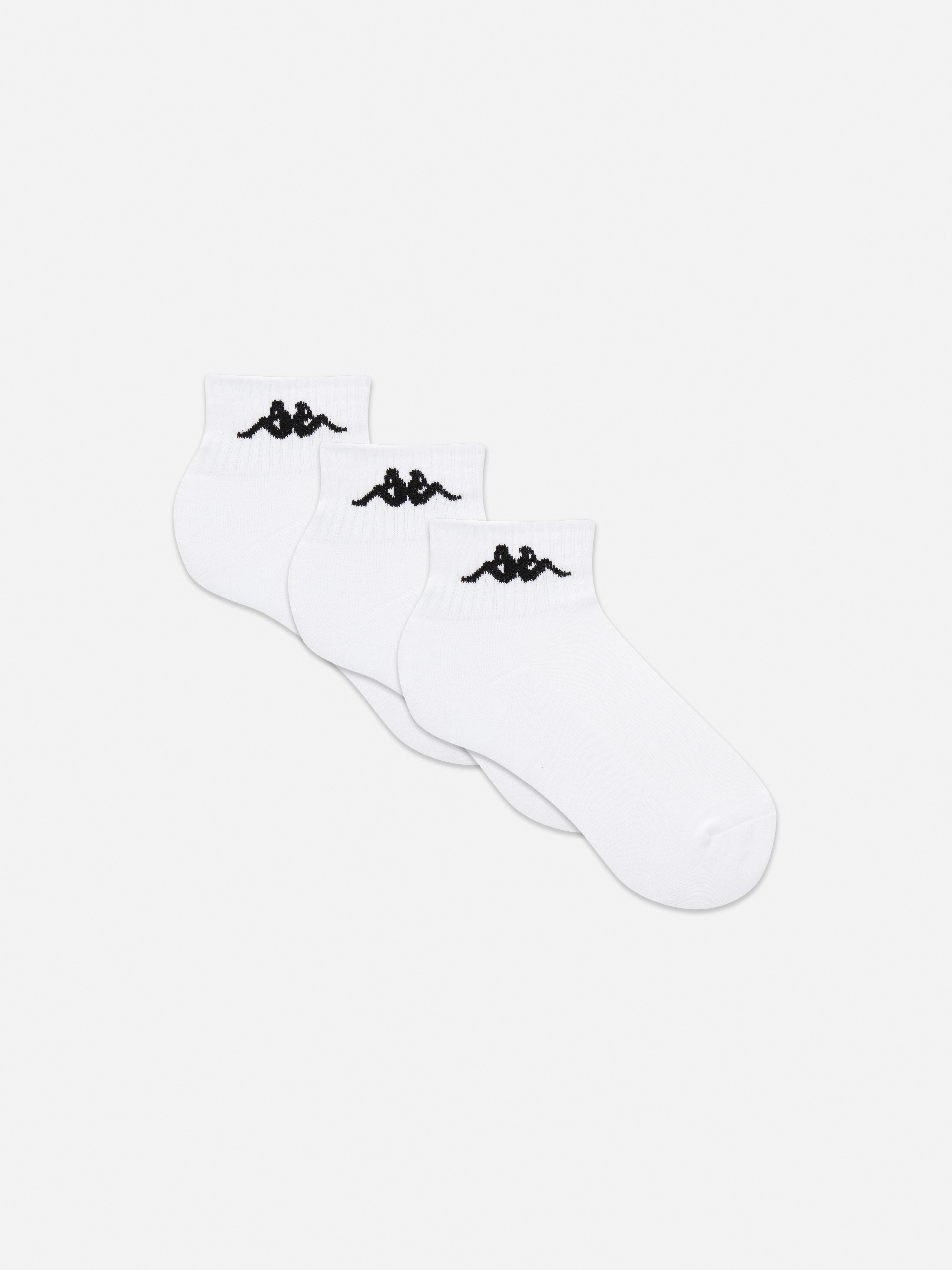 Kappa x Primark Kurzrippsocken, 3 Paar. Ein Set aus drei Rippsocken mit kontrastierendem Kappa-Logo.