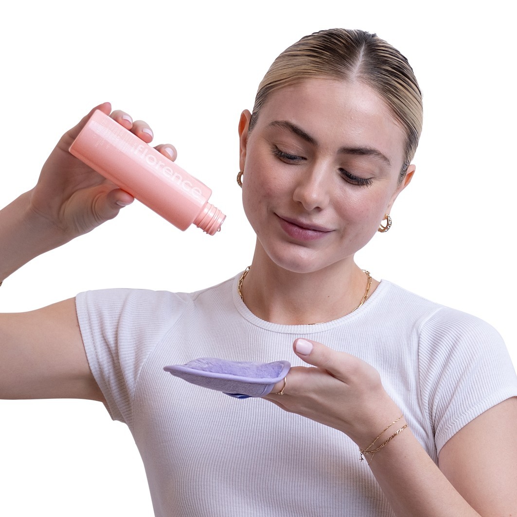 Florence by Mills Spot A Spot sejas pīlinga šķīdums ādas nepilnību mazināšanai - 150 ml