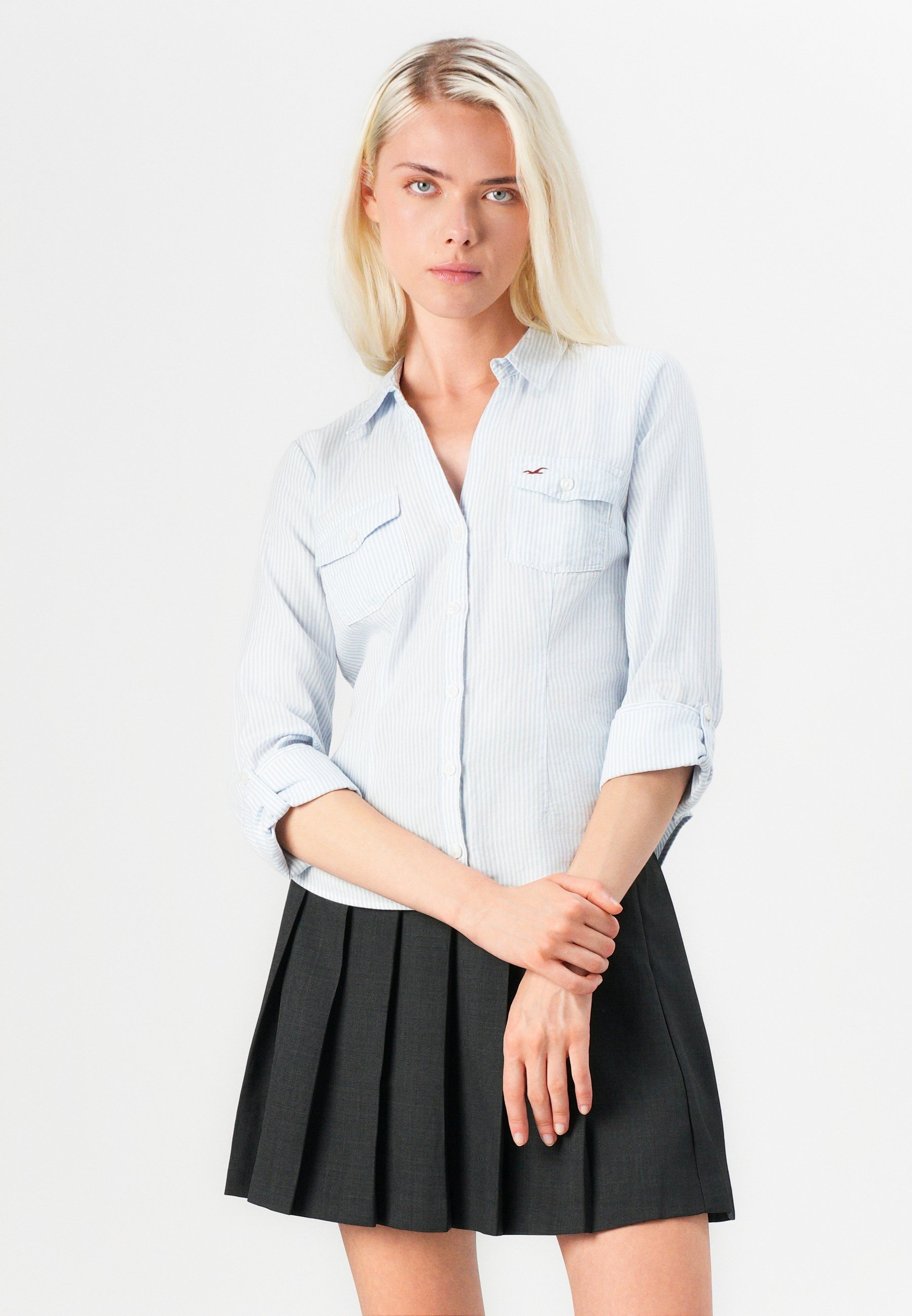 Hollister Co. TREND DROP HERITAGE TKANI OTVRTNIČAR - Bluza na kopčanje - bijela