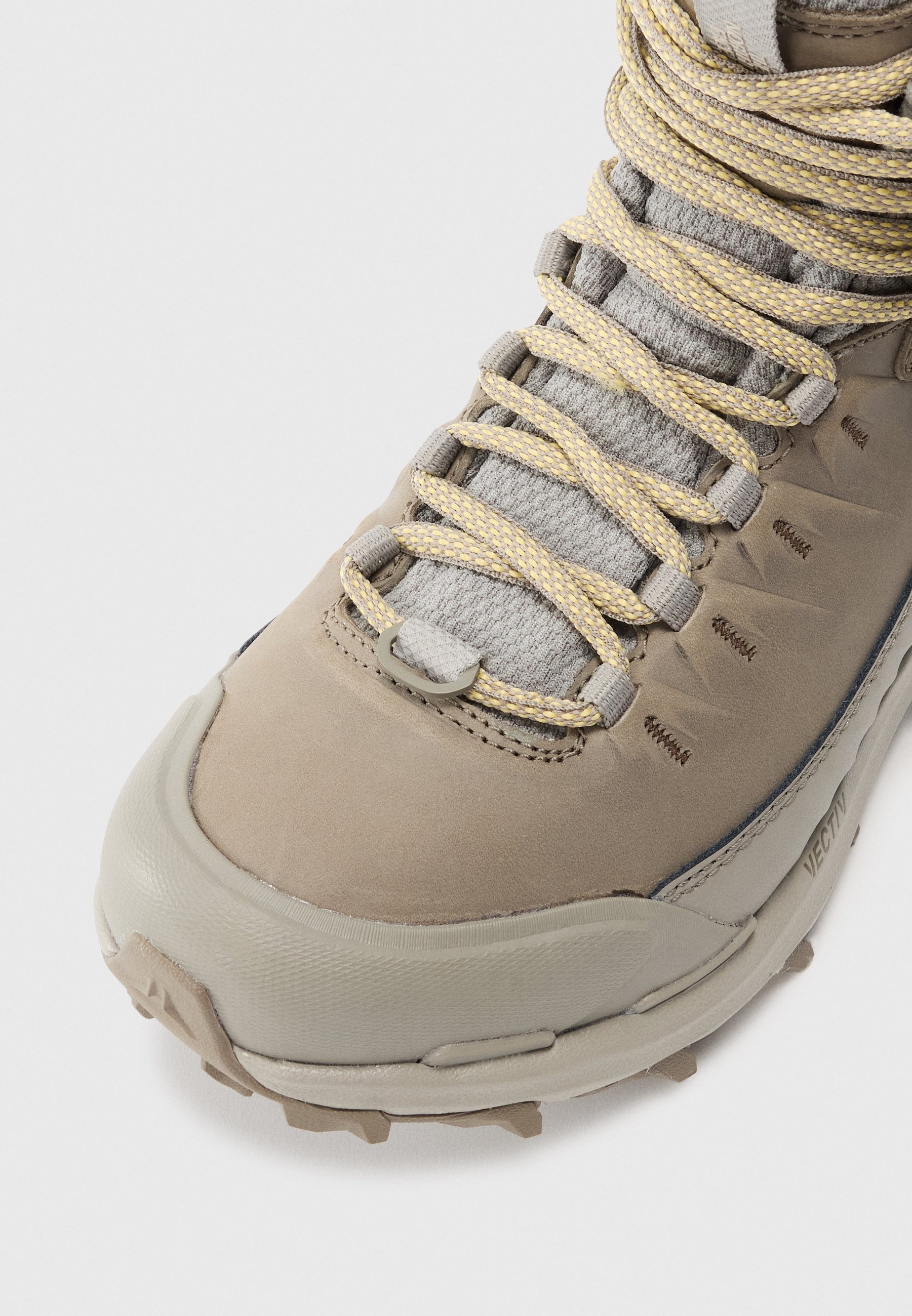 The North Face VECTIV FASTPACK - Matkasaapad - kiviplaat/mineraalsool