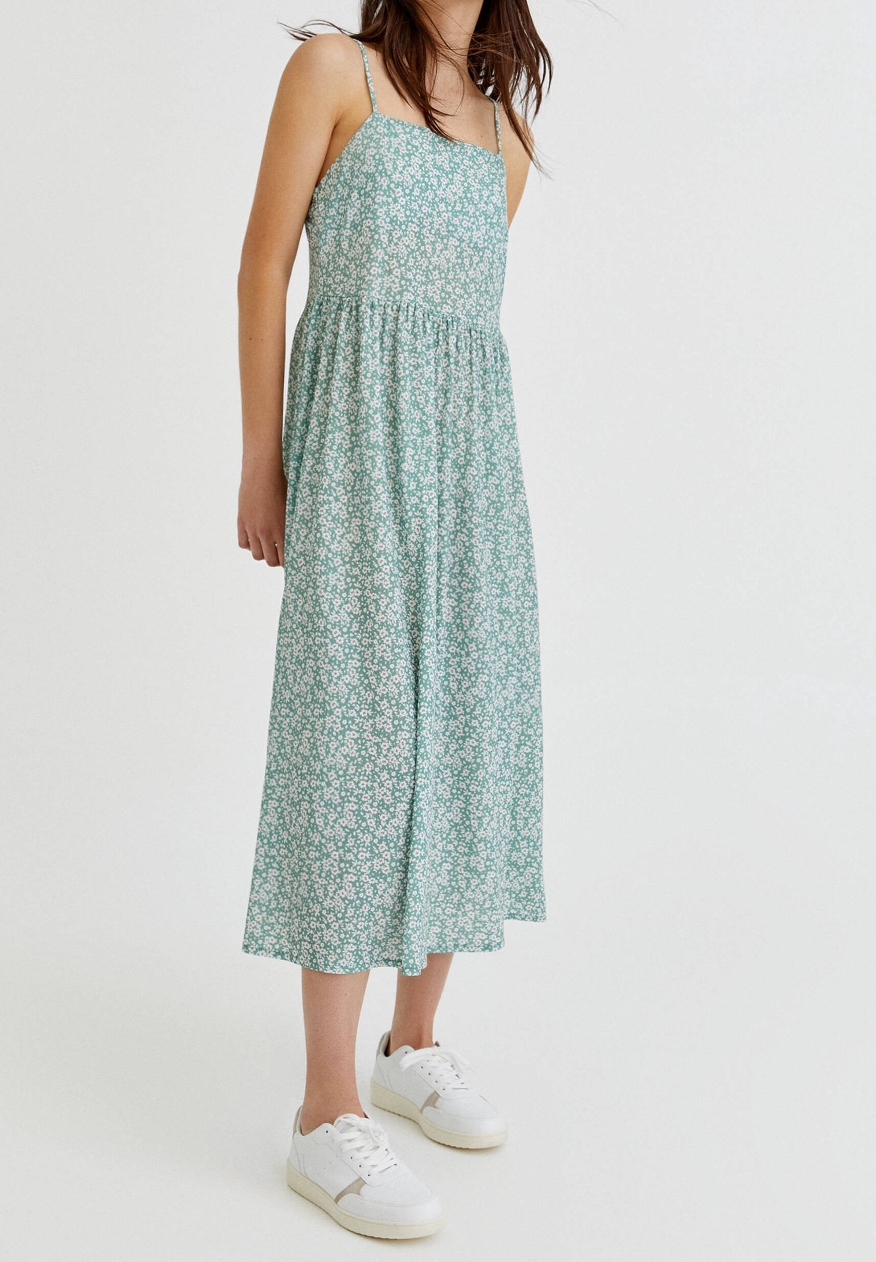 Robe de jour PULL&BEAR - verte