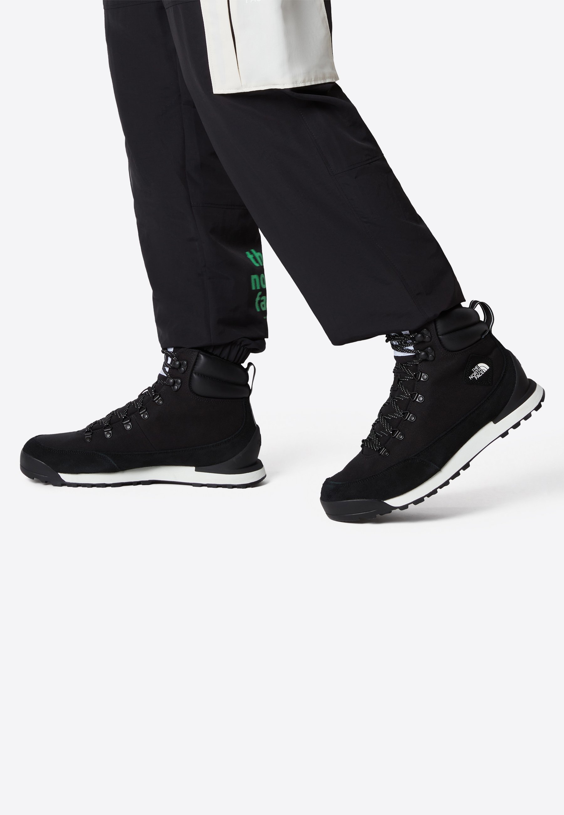 The North Face BACK TO BERKELEY IV WP - Enkellaarsjes met vetersluiting - tnf zwart tnf wit