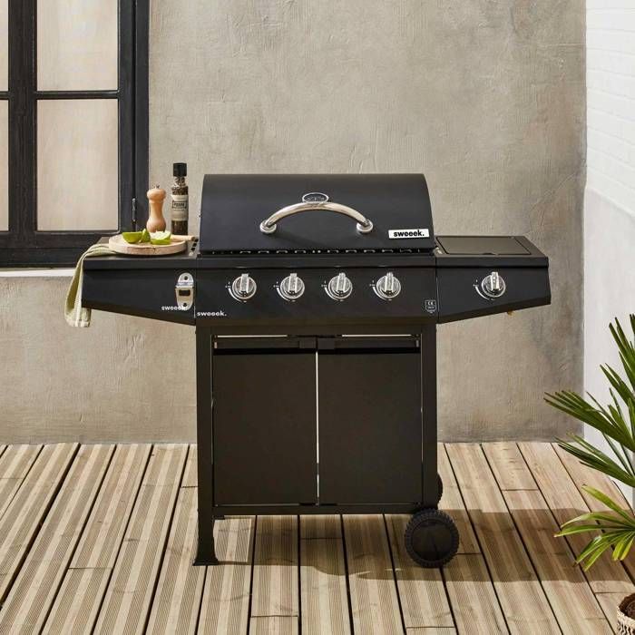 Barbecue a gas TREVILLE 4 con 4 bruciatori + 1 bruciatore laterale, ruote, ripiani laterali, termometro e copertura.
