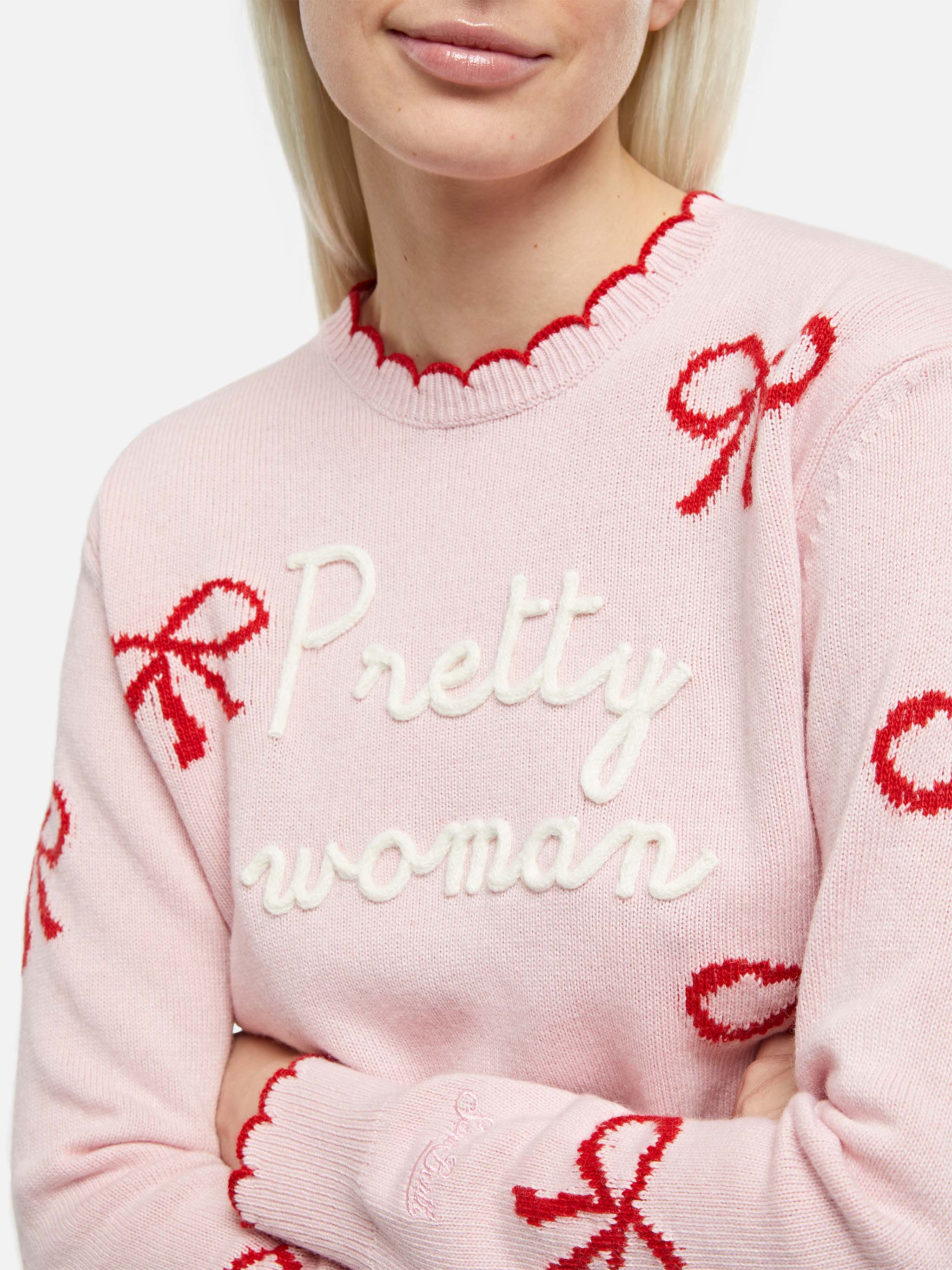 Maglione rosa da donna New Queen con ricamo Pretty Woman e stampa nast