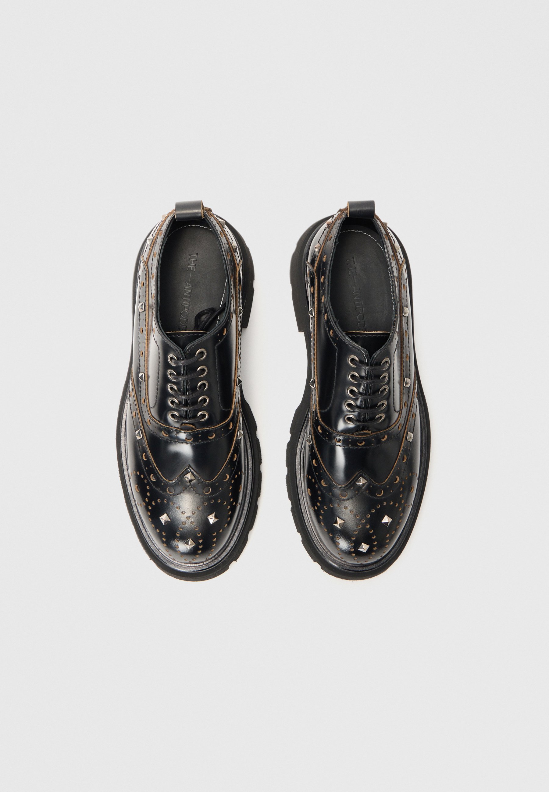 Pantofi sport cu șireturi The Antipode Casual - negri
