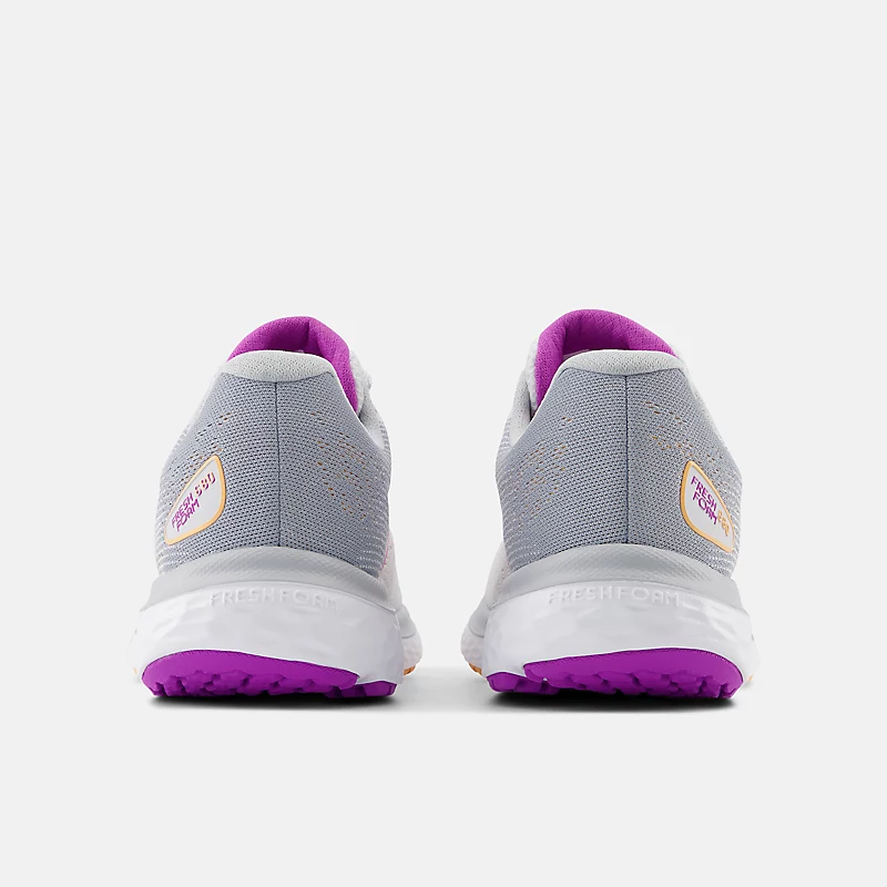 Chaussures Fresh Foam 680v7 pour femmes – Gris quartz avec finition gris aluminium et effet Solar Flare
