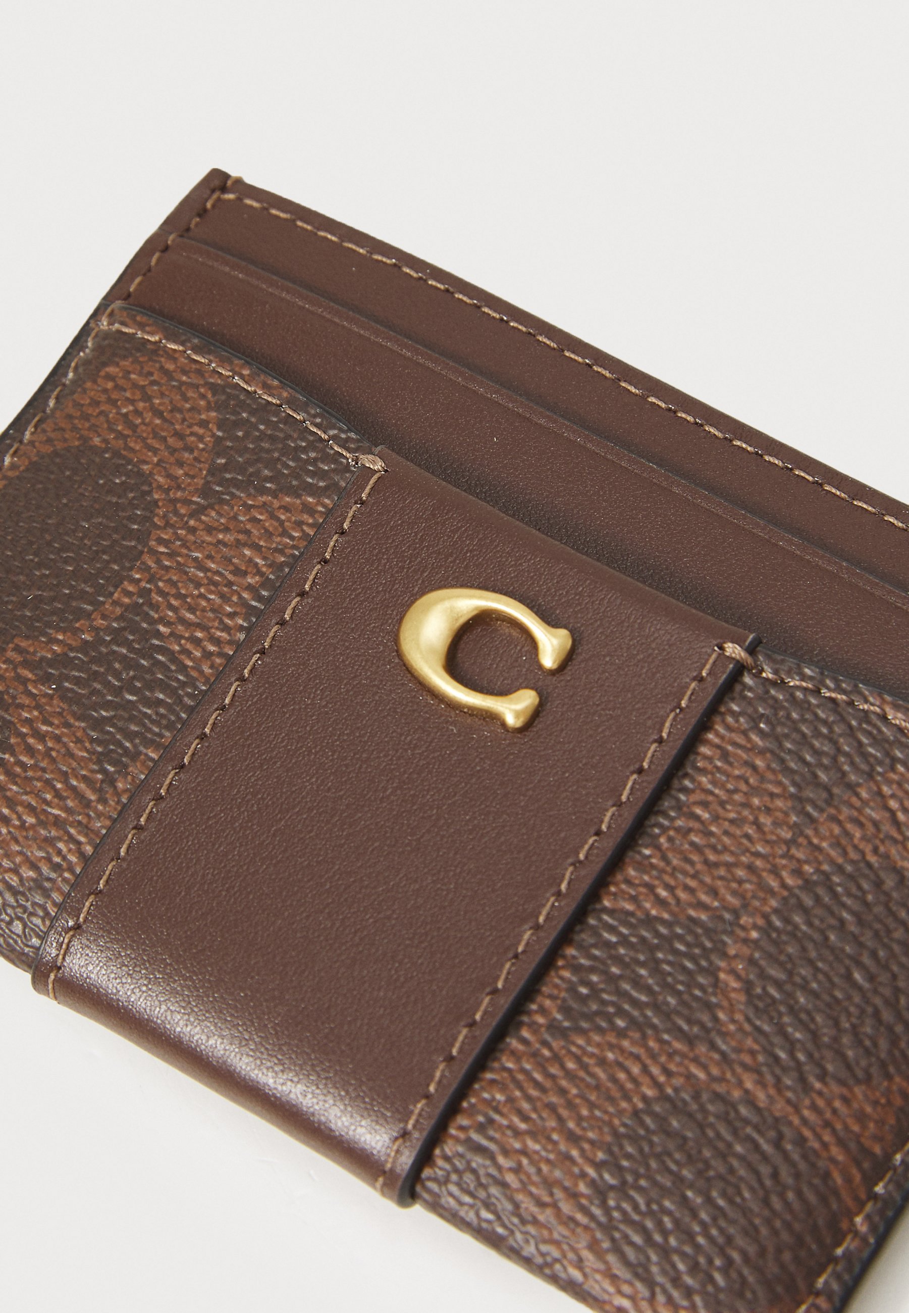 COACH SIGNATURE ESSENTIAL CARD CASE - Portemonnee - esdoorn