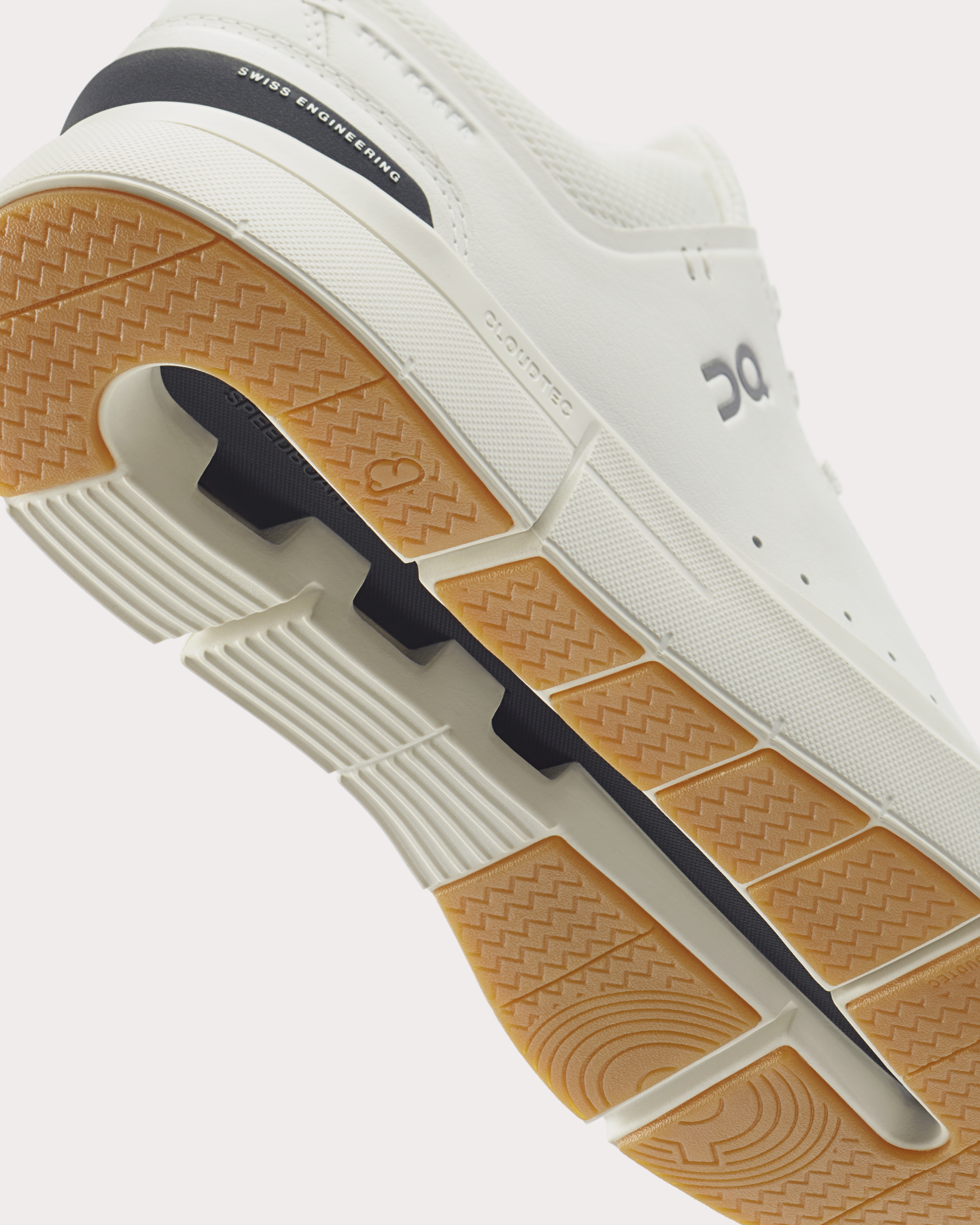On Dames THE ROGER Advantage Ivoor | Roze