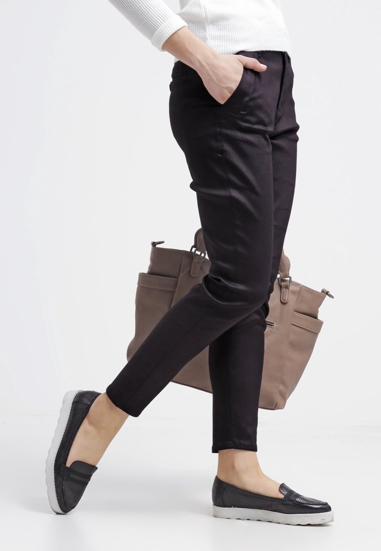 Pantaloni chino G-STAR - denim blu scuro