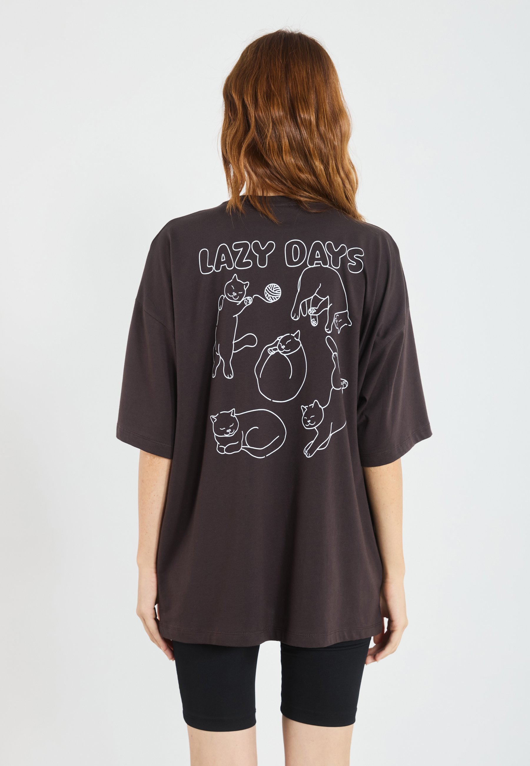 Even&Odd Katzenmotiv - Bedrucktes T-Shirt - Dunkelbraun