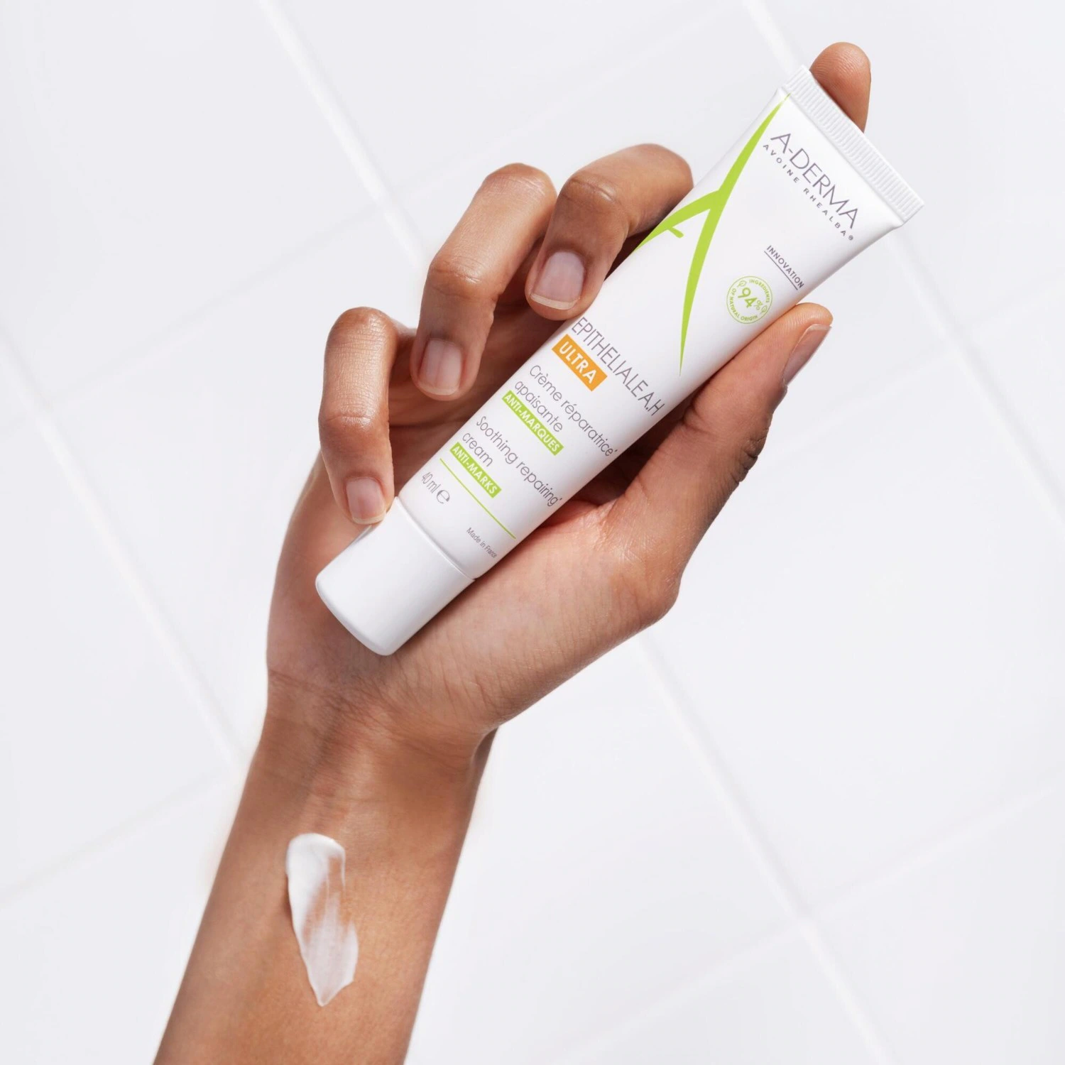 A-DERMA Crème réparatrice apaisante anti-marques
