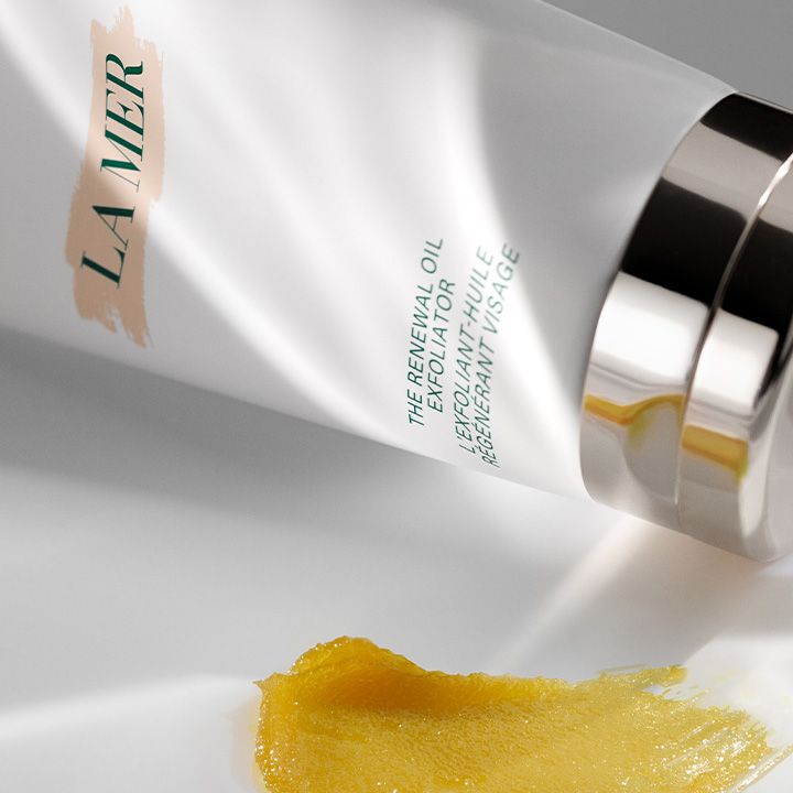 Pleťový peeling Renewal Oil Luxusné exfolianty