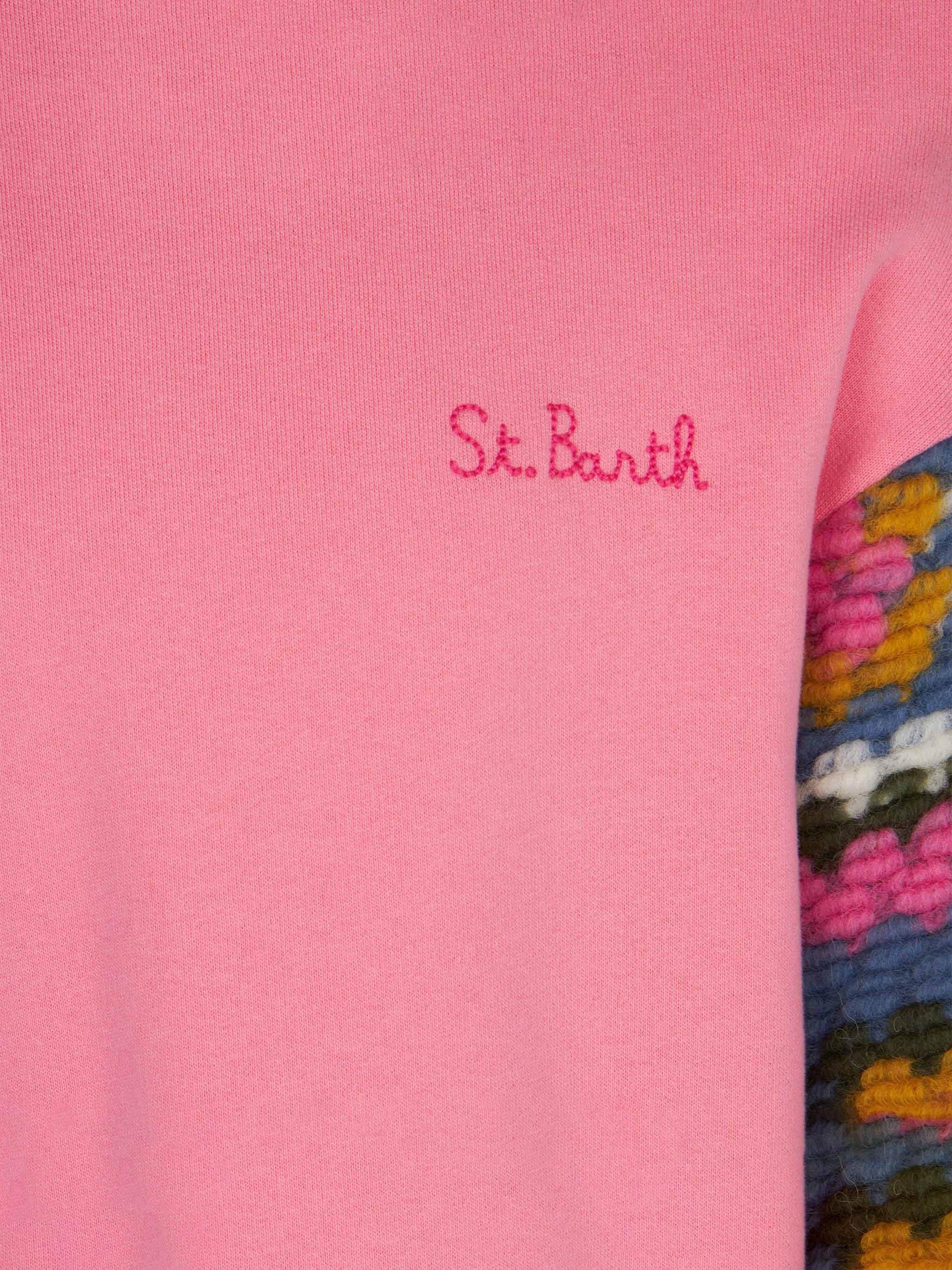 Rosa gehäkelter Pullover mit Ärmeln für Mädchen