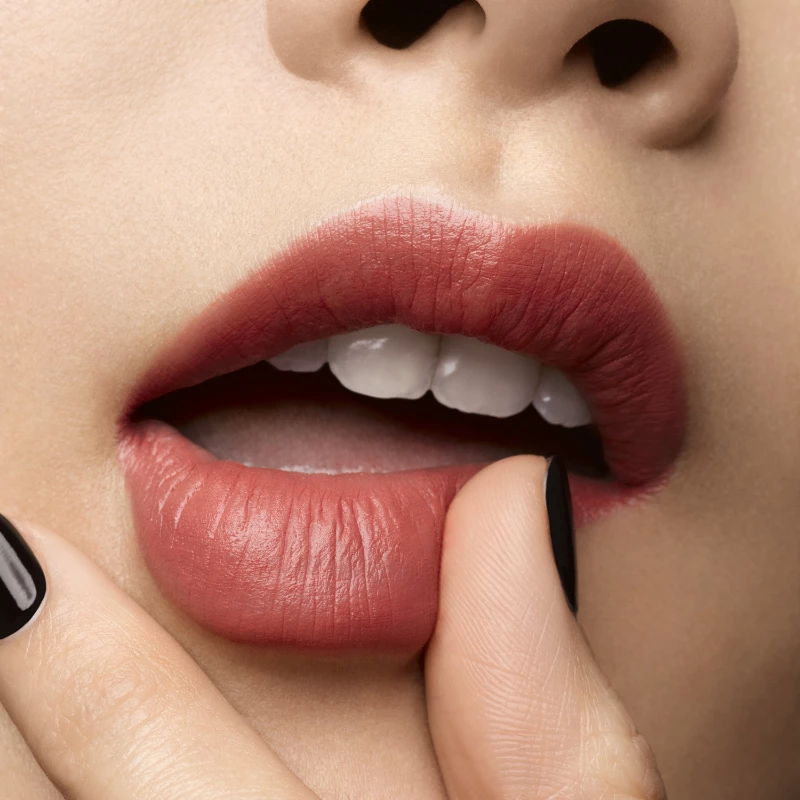 Rouge Pur Couture The Slim Velvet Radical Lipstick 304 Beige Instinct - Yves Saint Laurent